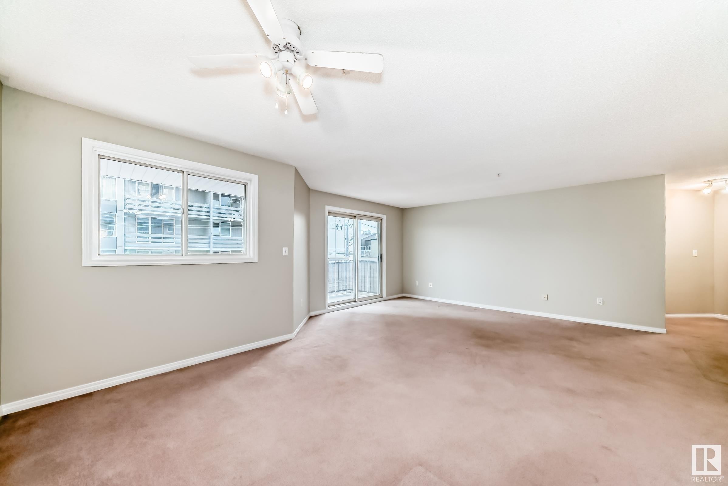 












308 10153 117 Street

,
Edmonton,




AB
T5K 1X5

