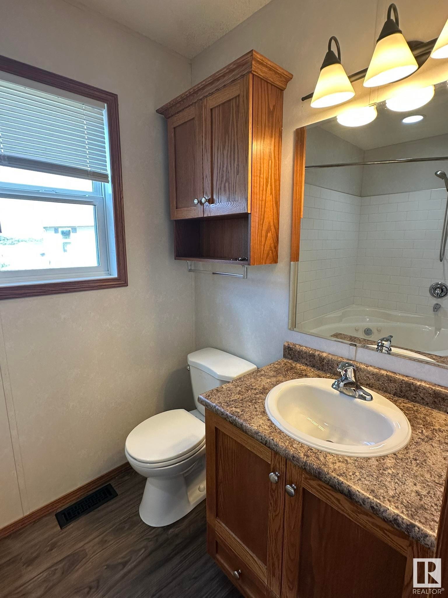 












1244 53222 Range Road 272

,
Rural Parkland County,




AB
T7X 4K4

