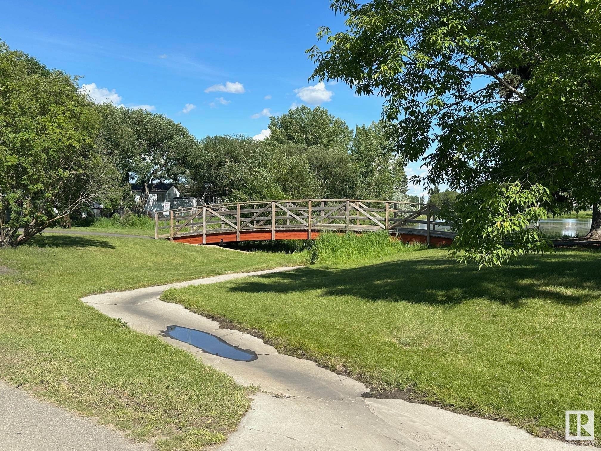 












1244 53222 Range Road 272

,
Rural Parkland County,




AB
T7X 4K4

