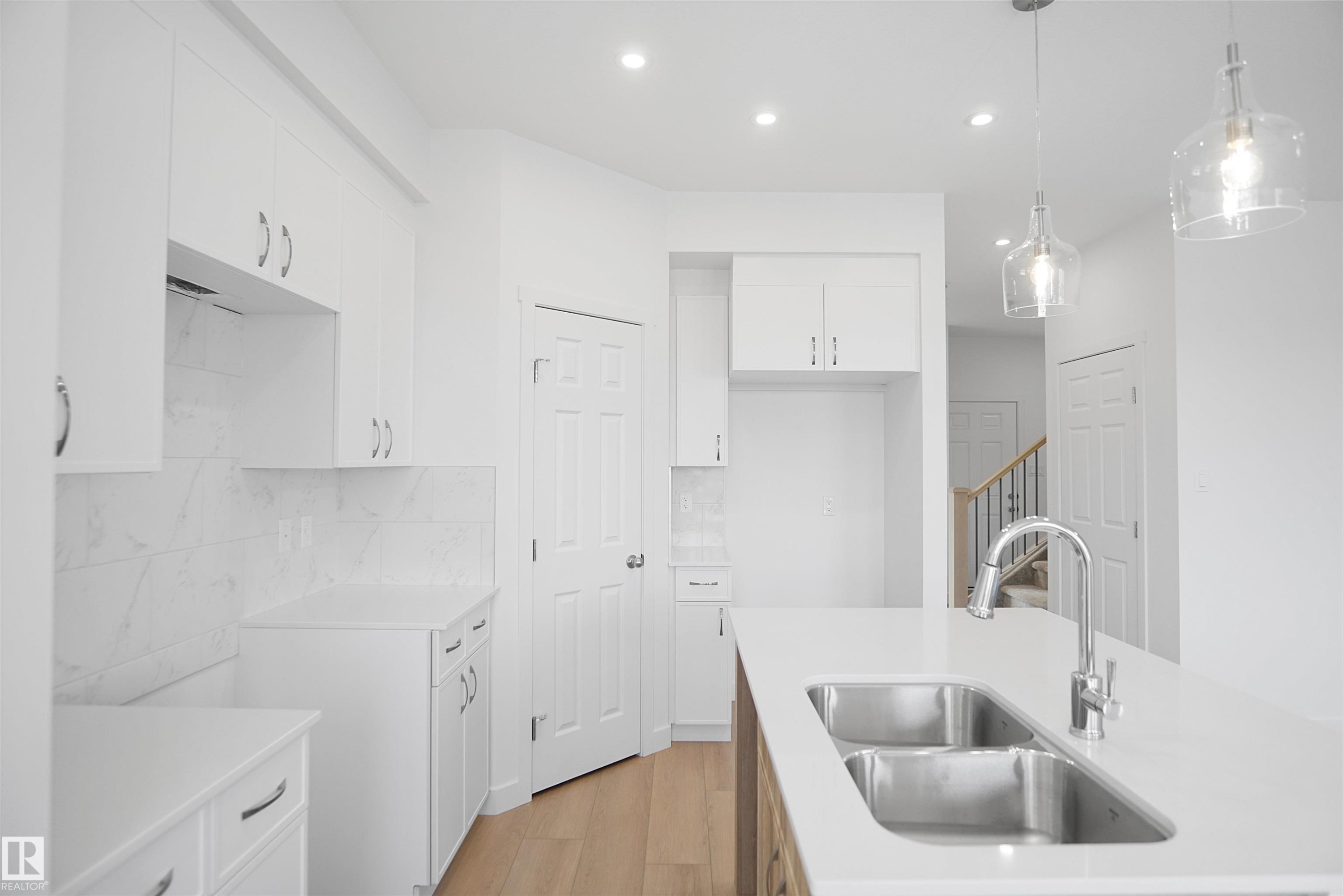 












113 Elliot Wynd

,
Fort Saskatchewan,




AB
T8L 0Z4

