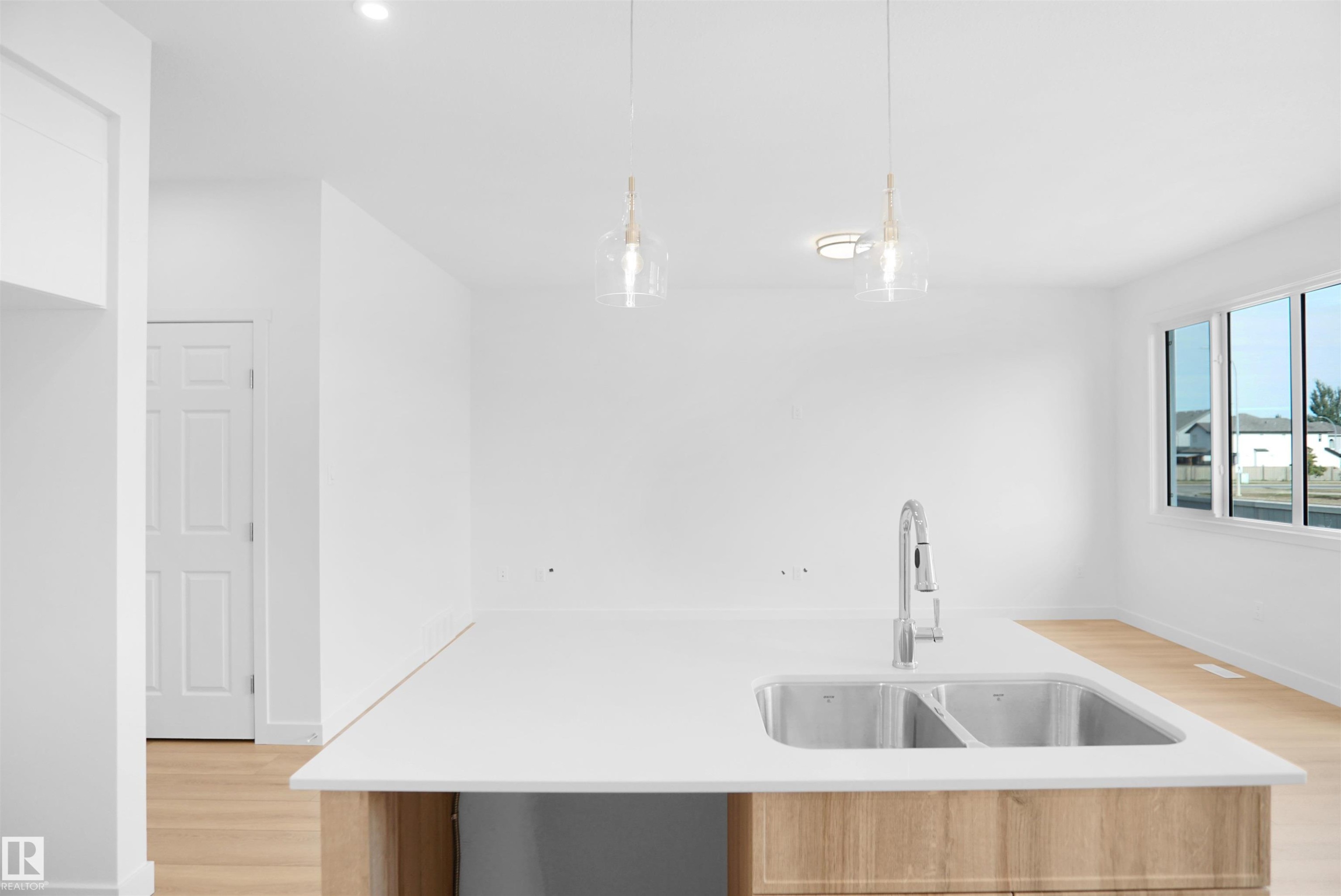 












113 Elliot Wynd

,
Fort Saskatchewan,




AB
T8L 0Z4

