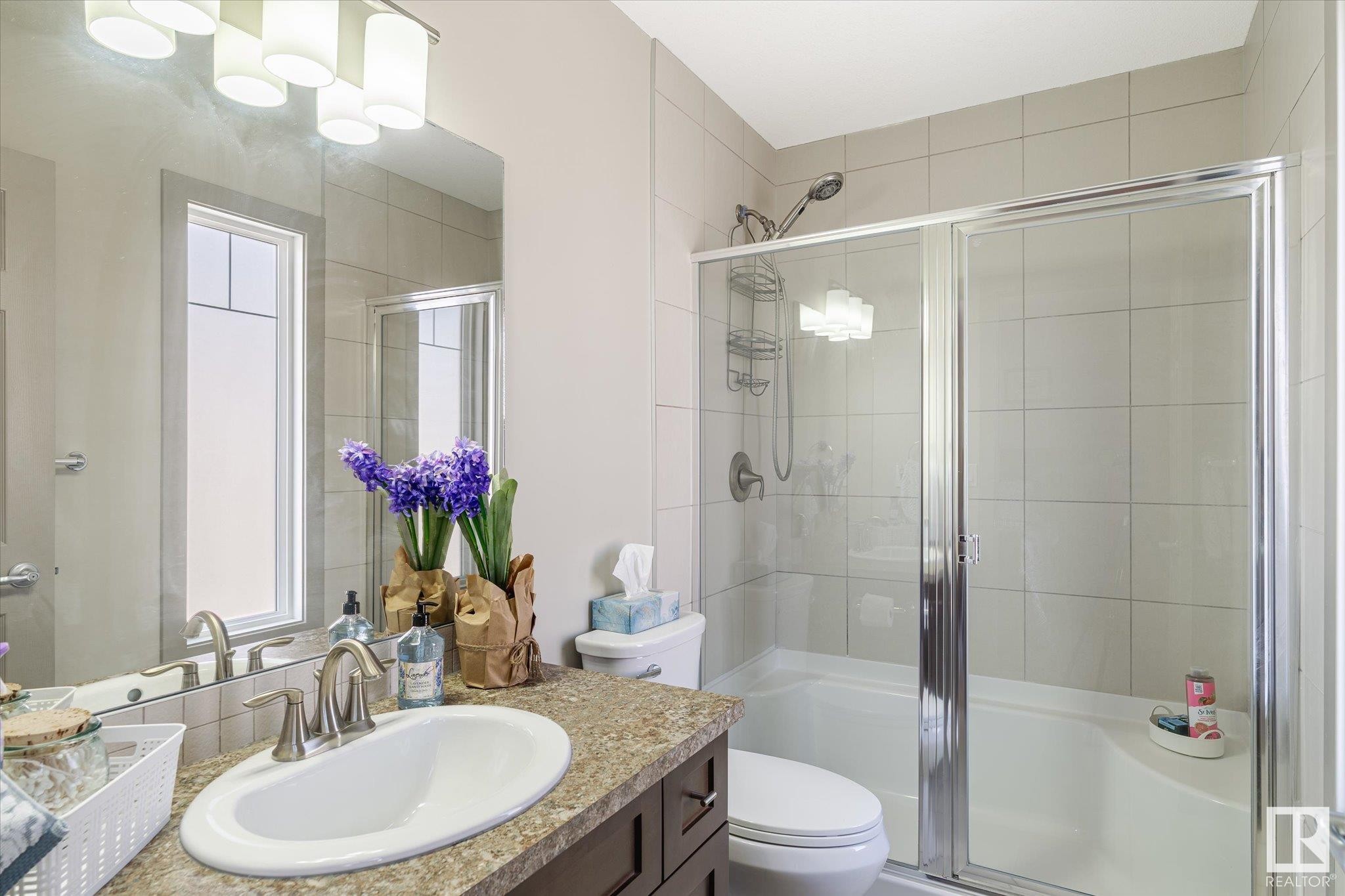 












26 1150 WINDERMERE Way

,
Edmonton,




AB
T6W 2B6

