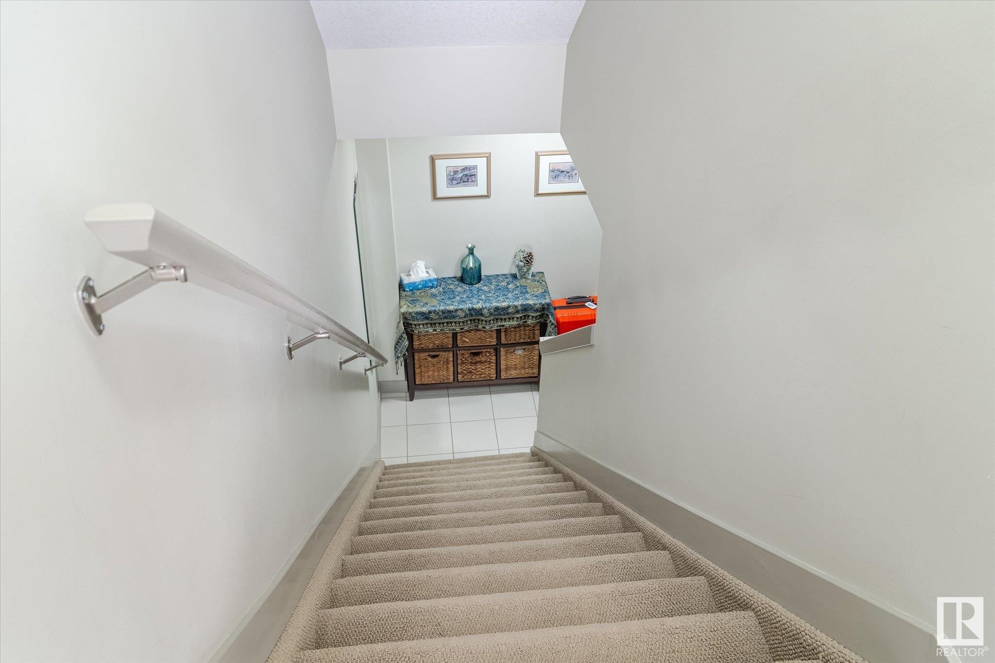












26 1150 WINDERMERE Way

,
Edmonton,




AB
T6W 2B6

