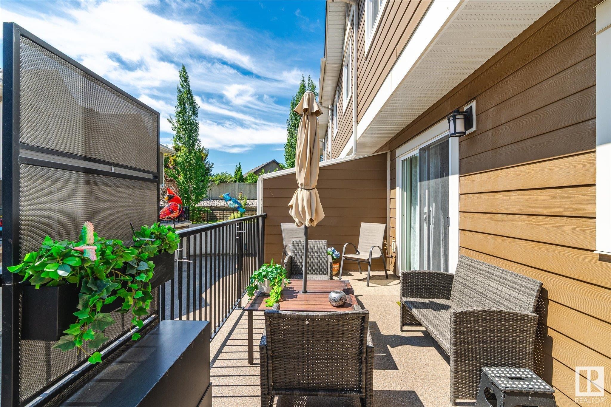 












26 1150 WINDERMERE Way

,
Edmonton,




AB
T6W 2B6

