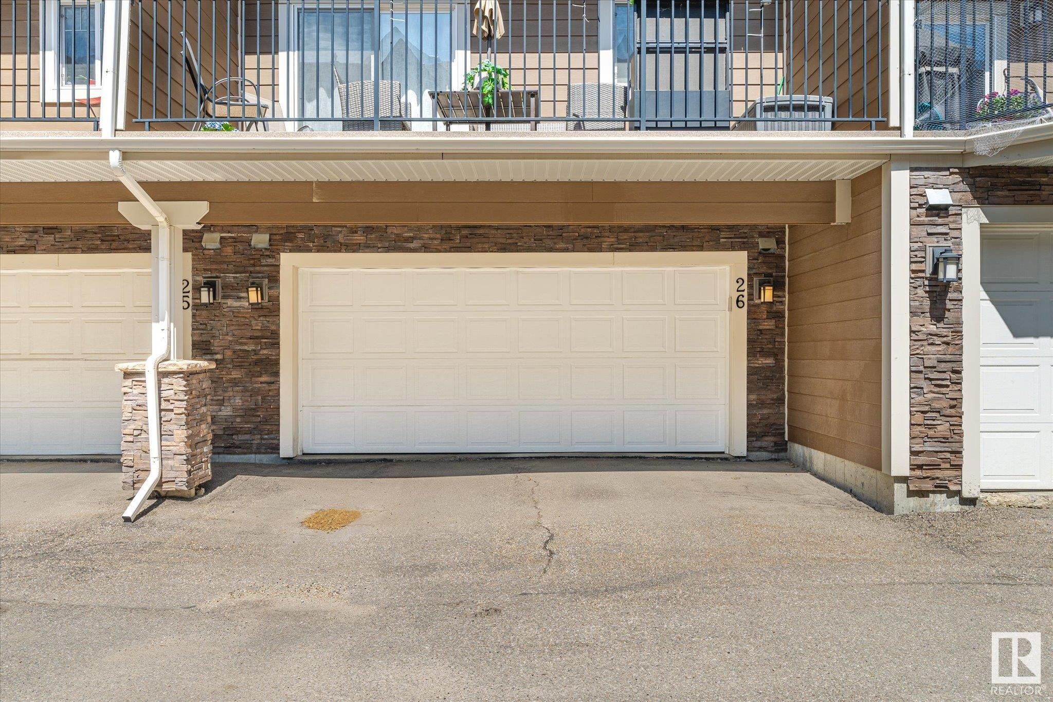 












26 1150 WINDERMERE Way

,
Edmonton,




AB
T6W 2B6

