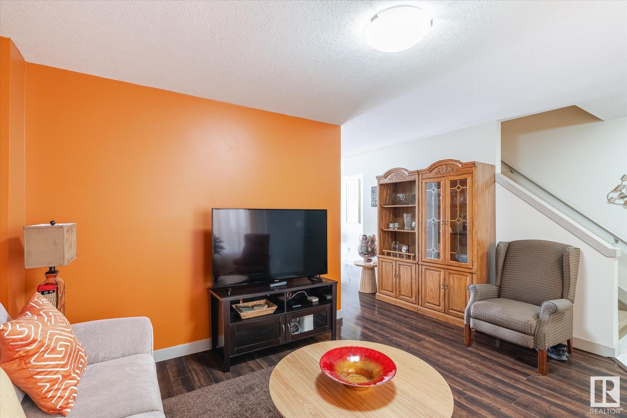 












26 1150 WINDERMERE Way

,
Edmonton,




AB
T6W 2B6

