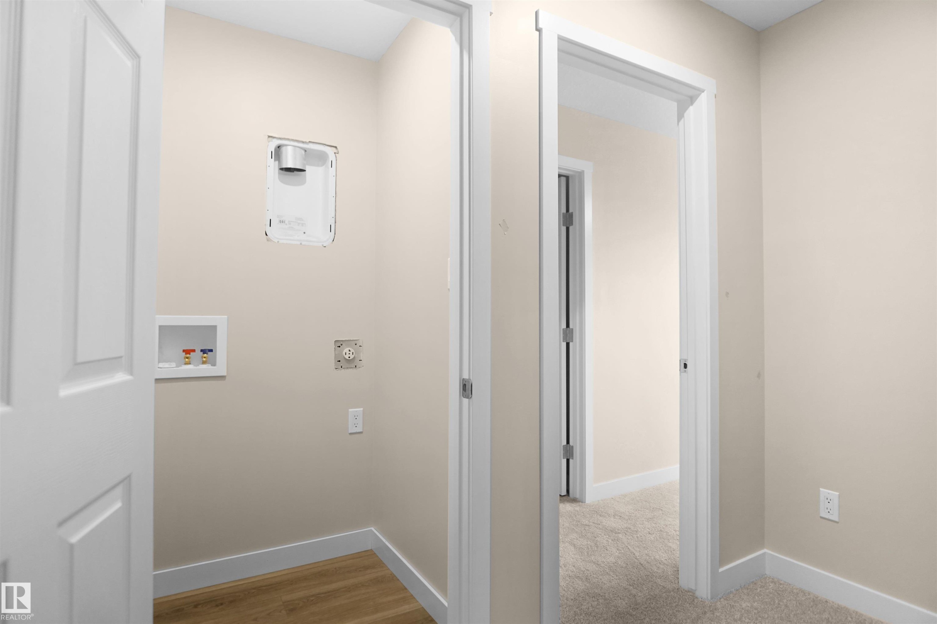 












626 176 Avenue

,
Edmonton,




AB
T5Y 4G1

