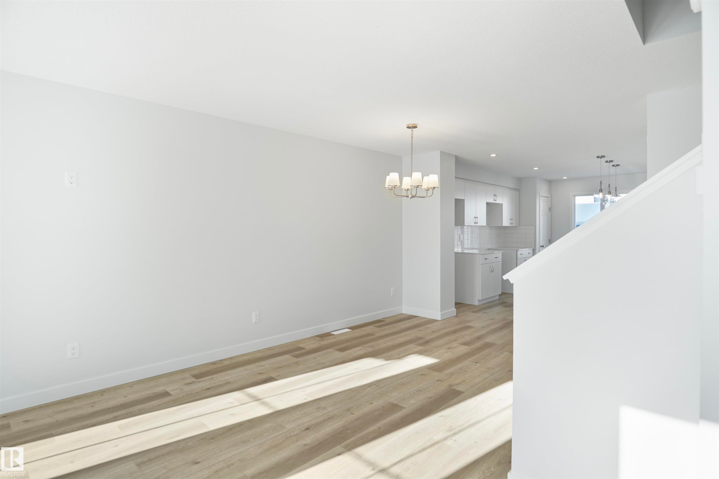 












160 Savoy Crescent

,
Sherwood Park,




AB
T8H 1Z8

