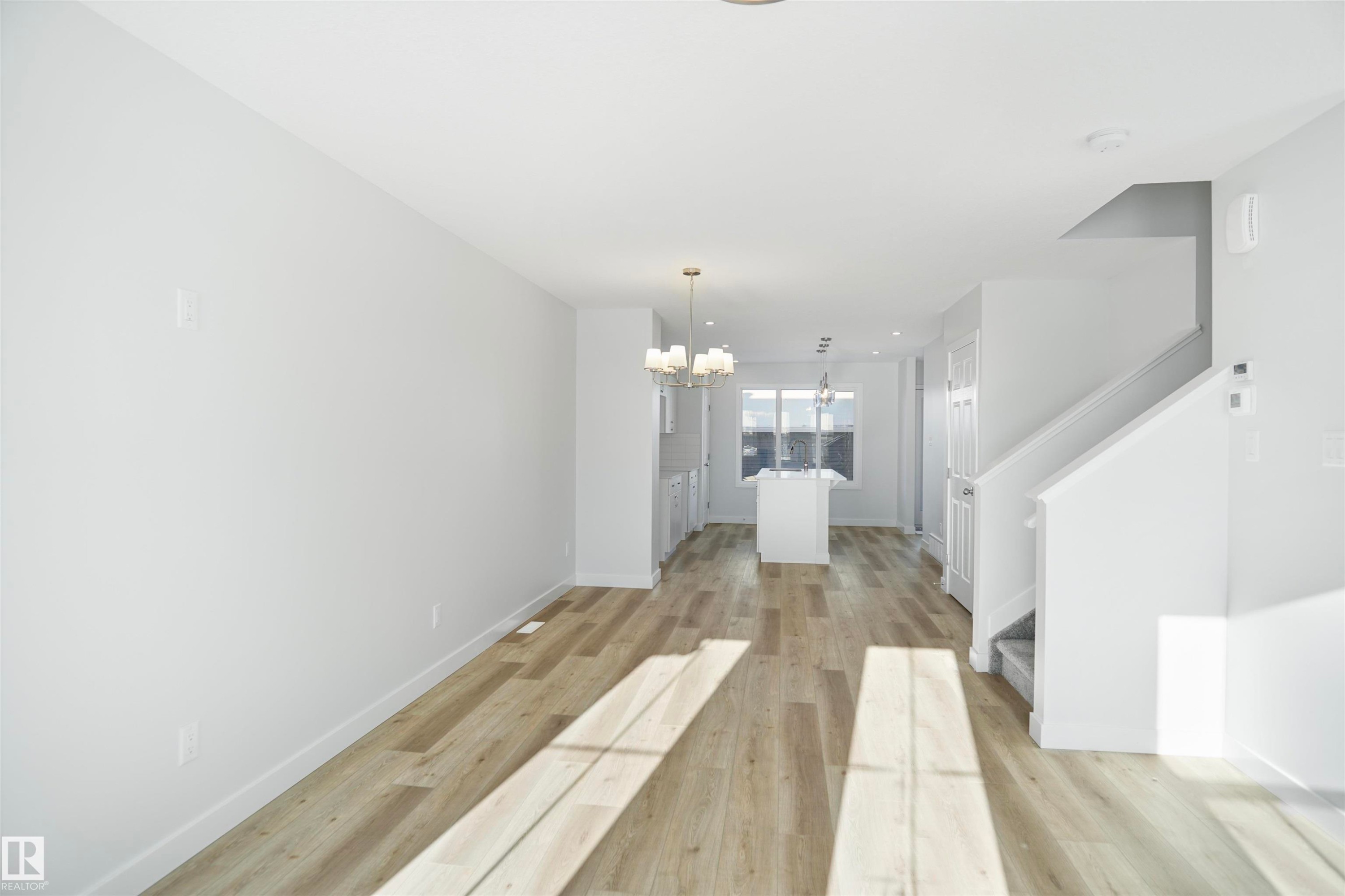 












160 Savoy Crescent

,
Sherwood Park,




AB
T8H 1Z8

