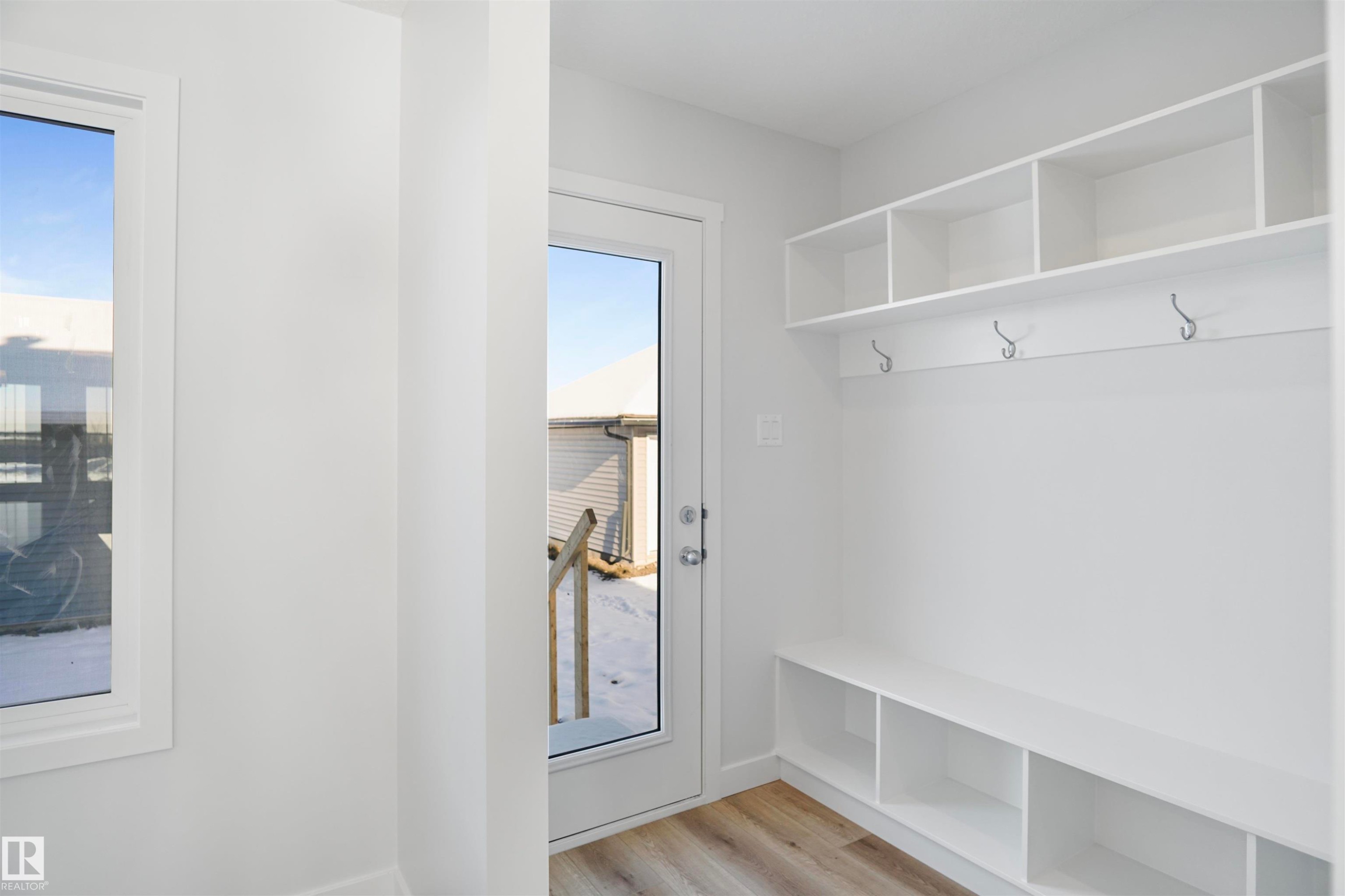 












160 Savoy Crescent

,
Sherwood Park,




AB
T8H 1Z8

