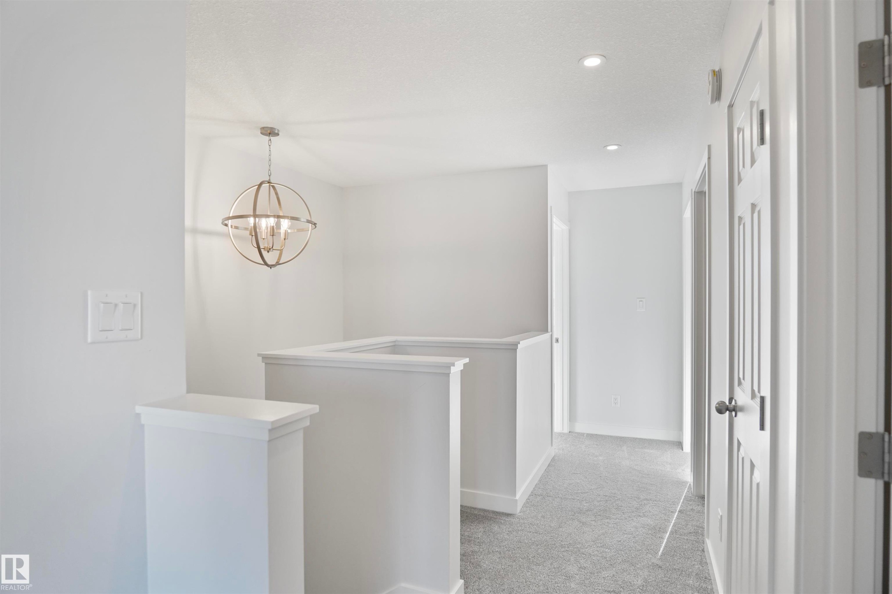 












160 Savoy Crescent

,
Sherwood Park,




AB
T8H 1Z8

