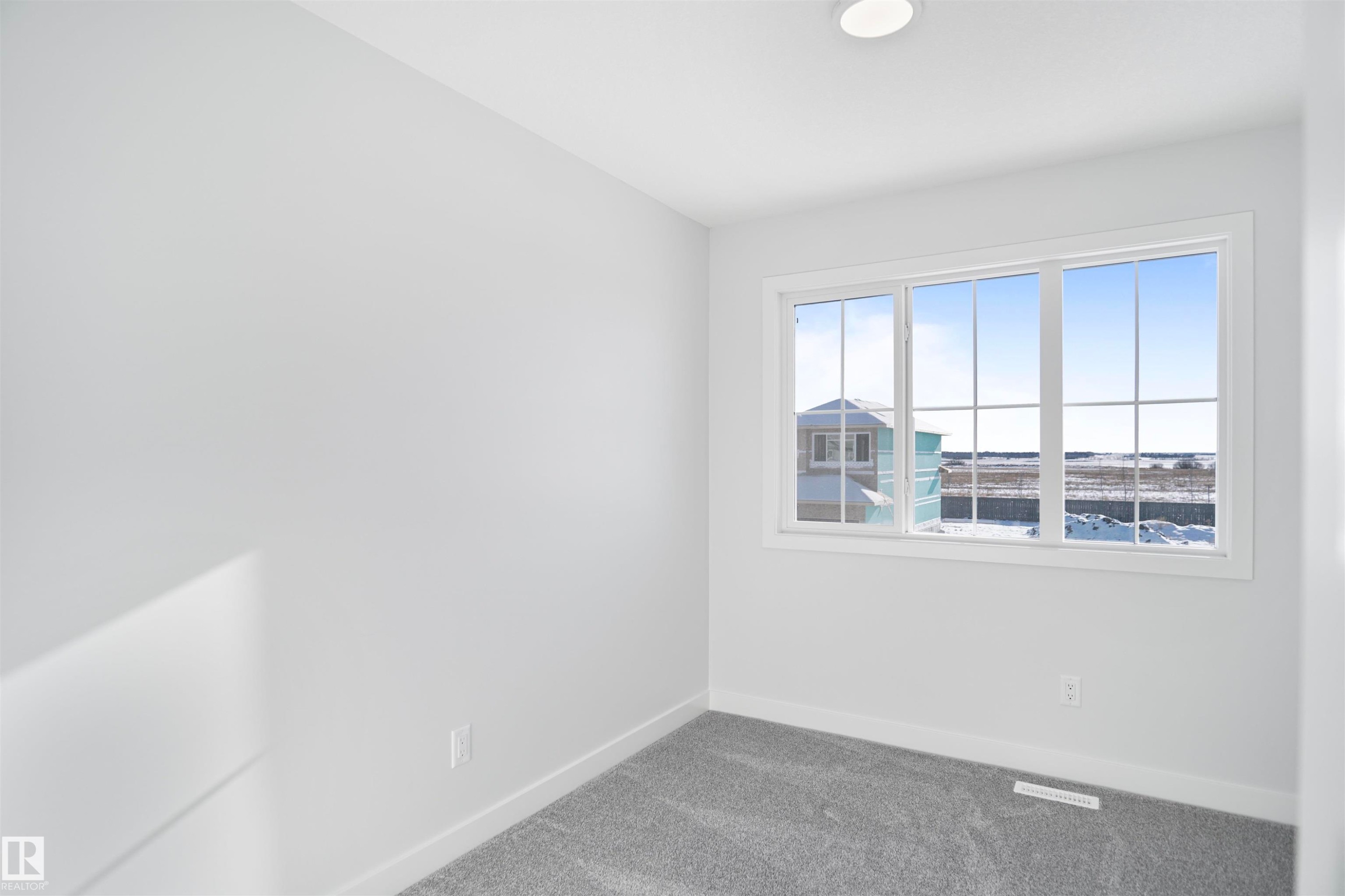 












160 Savoy Crescent

,
Sherwood Park,




AB
T8H 1Z8

