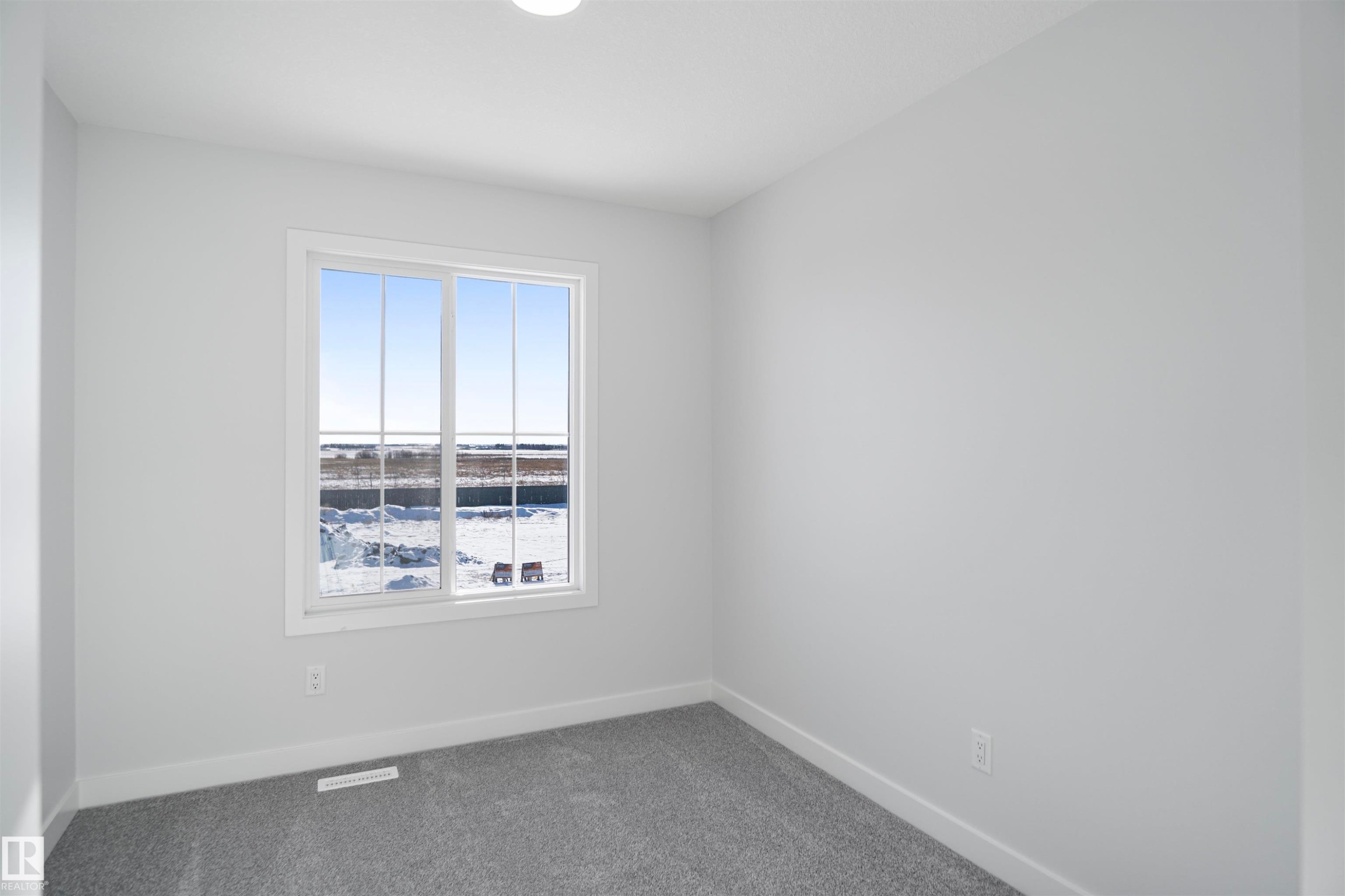 












160 Savoy Crescent

,
Sherwood Park,




AB
T8H 1Z8

