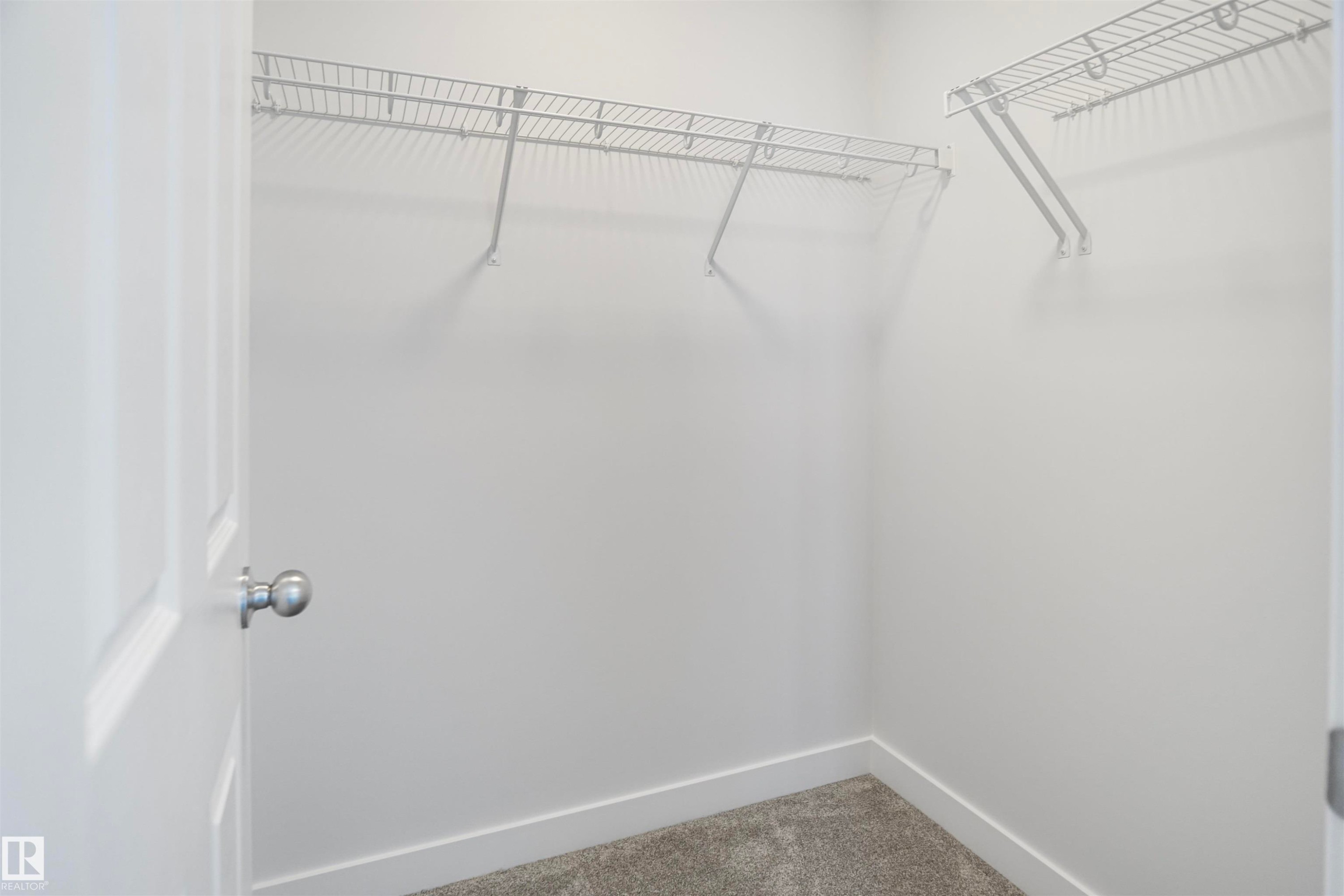 












160 Savoy Crescent

,
Sherwood Park,




AB
T8H 1Z8

