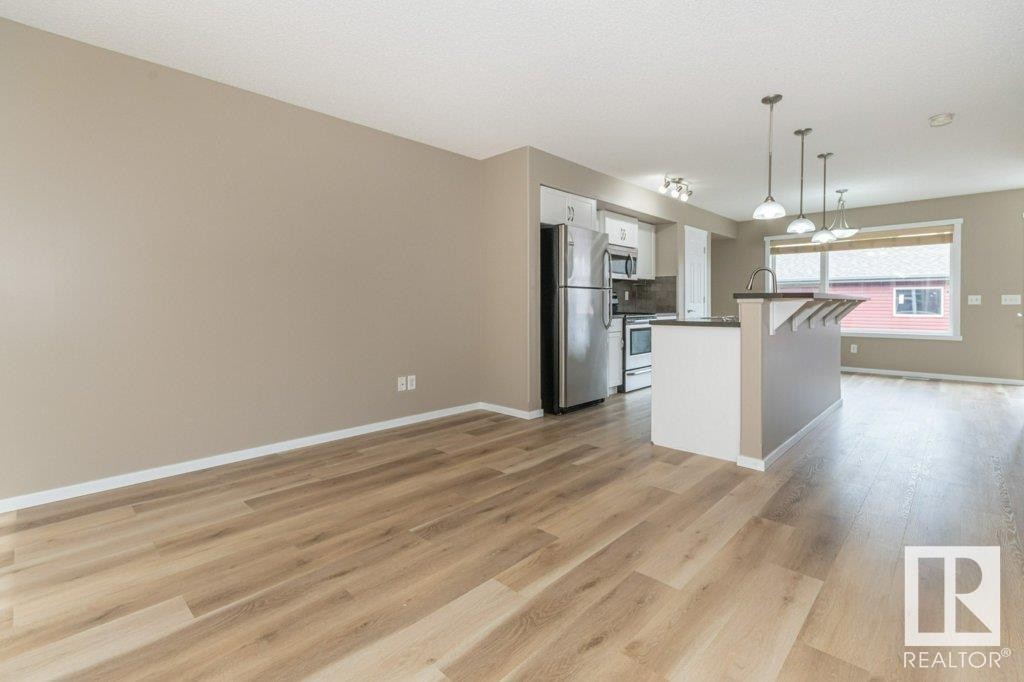 












2159 32 Street

,
Edmonton,




AB
T6T 0J9


