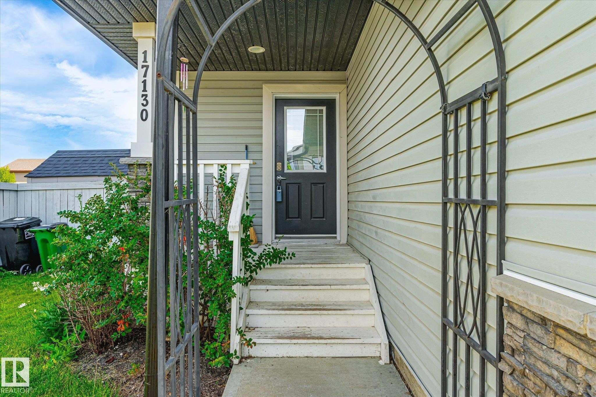 












17130 7A Avenue

,
Edmonton,




AB
T6W 0M5

