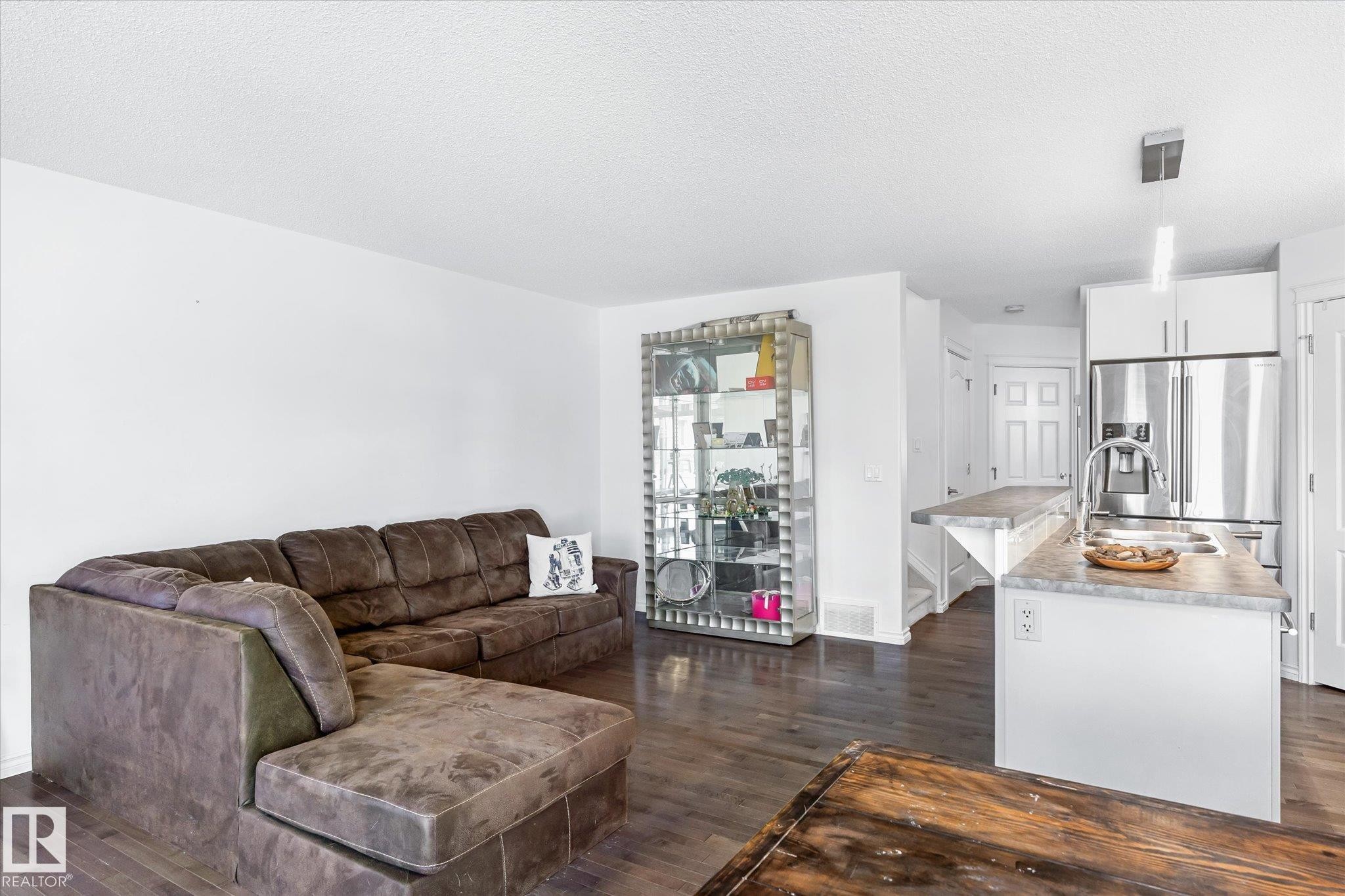 












17130 7A Avenue

,
Edmonton,




AB
T6W 0M5

