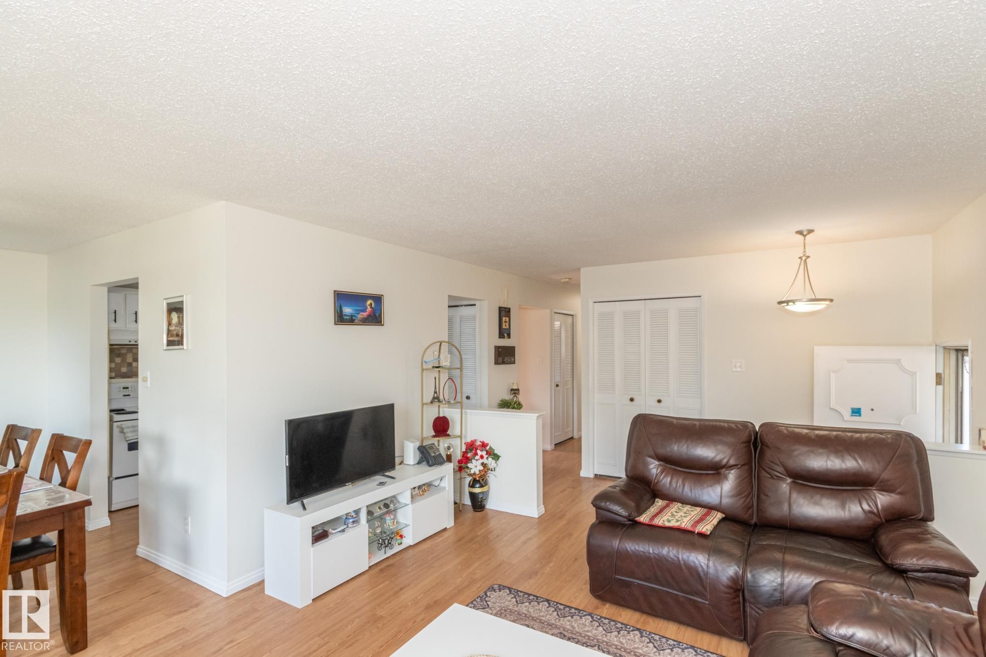 












14316 116 Street

,
Edmonton,




AB
T5X 1N4

