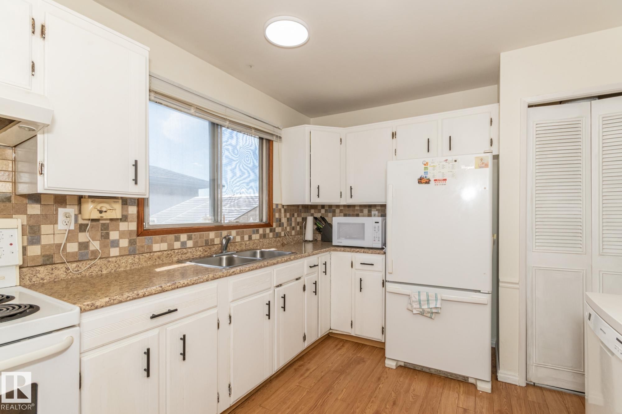 












14316 116 Street

,
Edmonton,




AB
T5X 1N4

