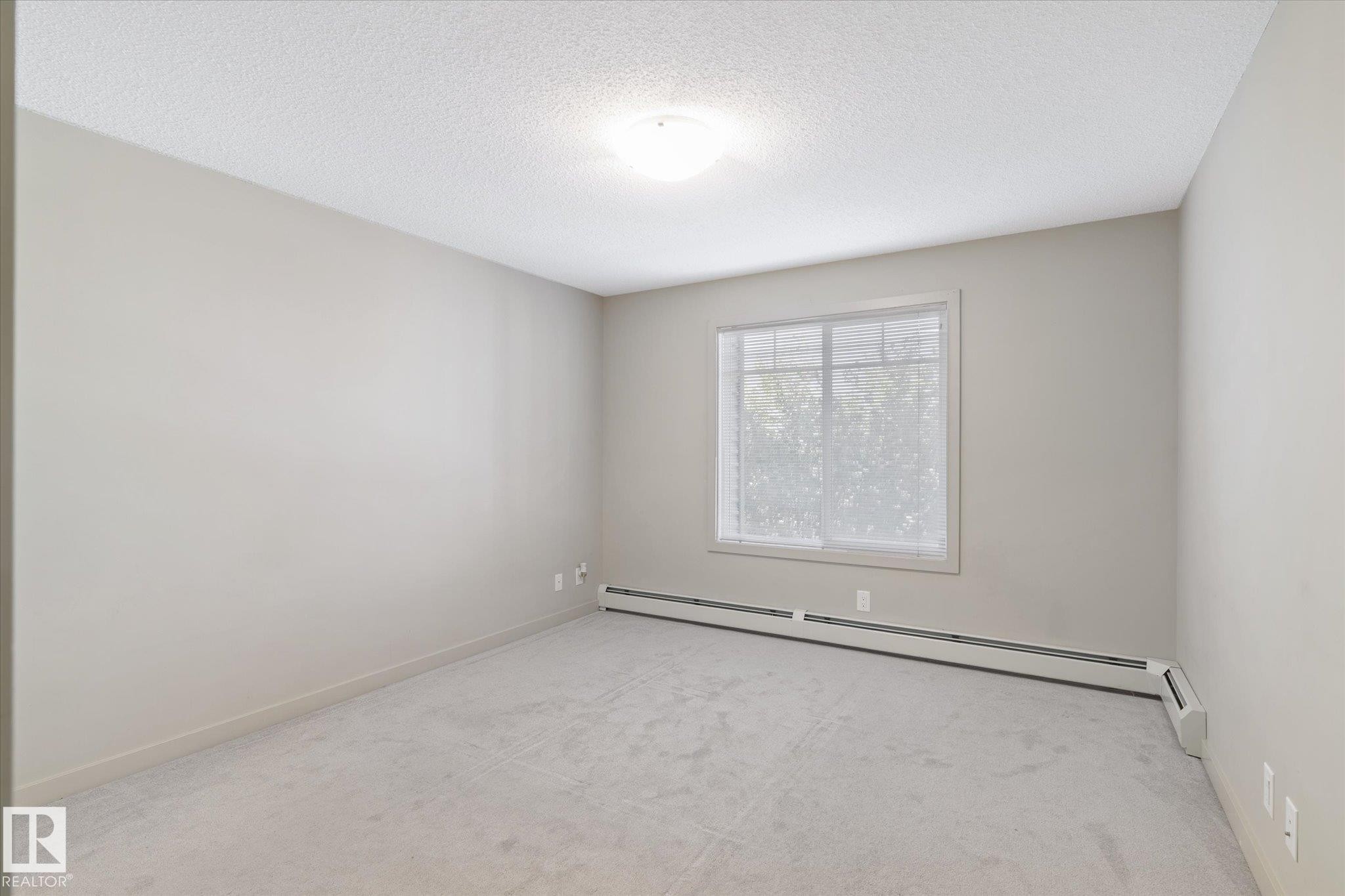 












316 4008 SAVARYN Drive

,
Edmonton,




AB
T6X 2E5

