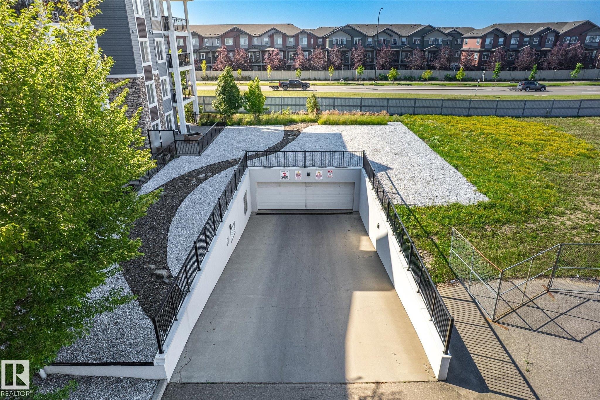 












316 4008 SAVARYN Drive

,
Edmonton,




AB
T6X 2E5

