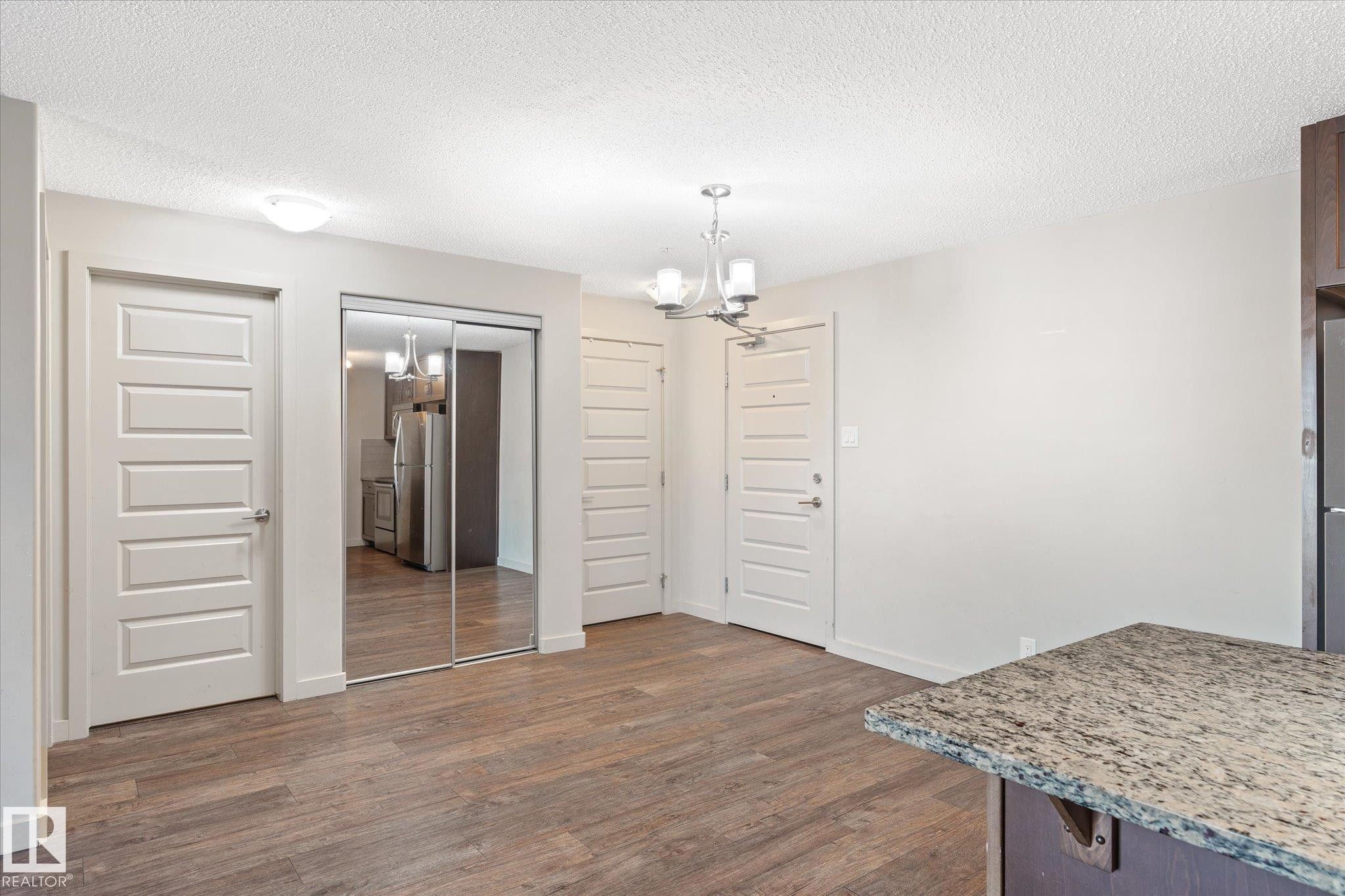












316 4008 SAVARYN Drive

,
Edmonton,




AB
T6X 2E5

