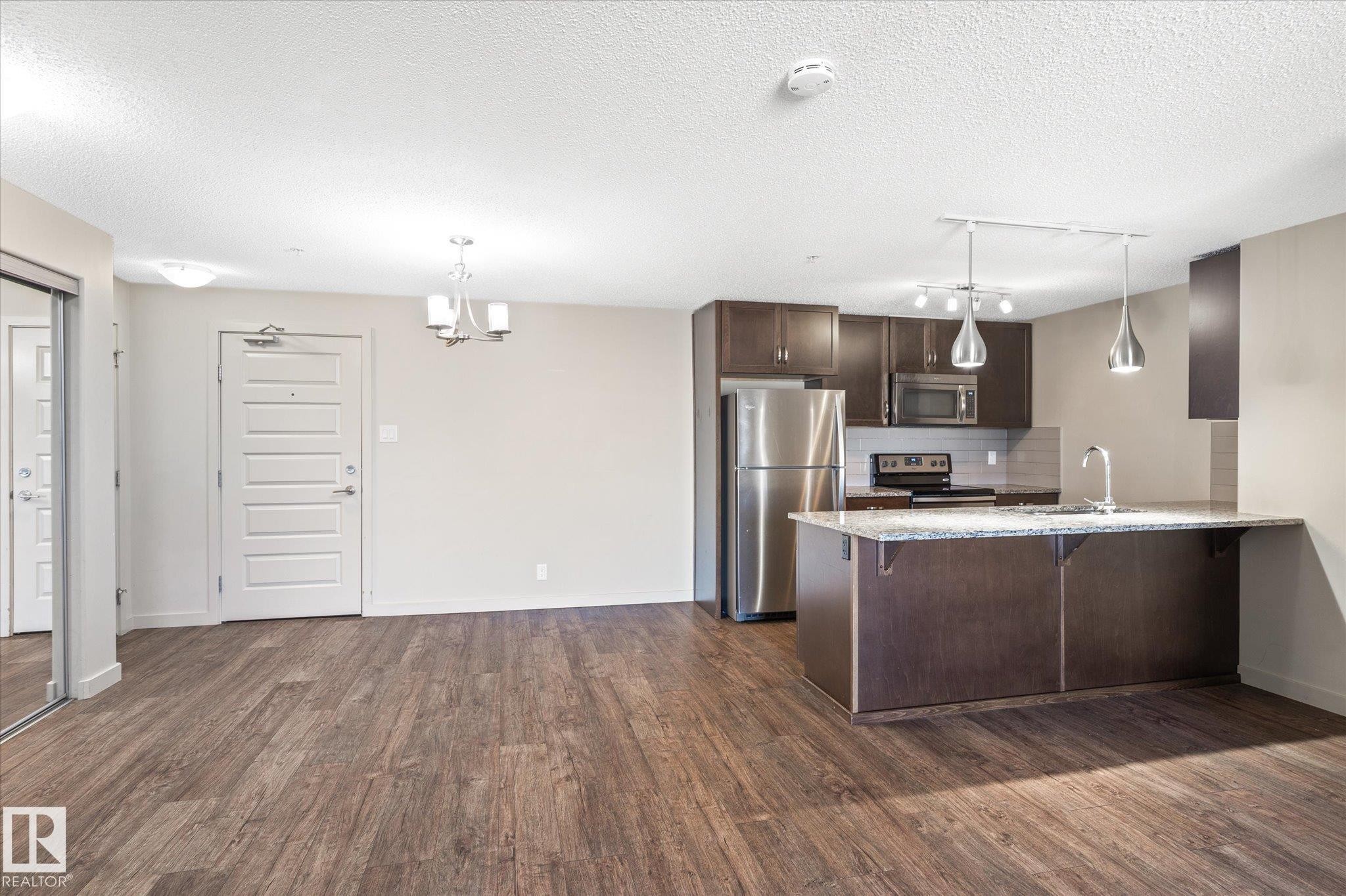 












316 4008 SAVARYN Drive

,
Edmonton,




AB
T6X 2E5

