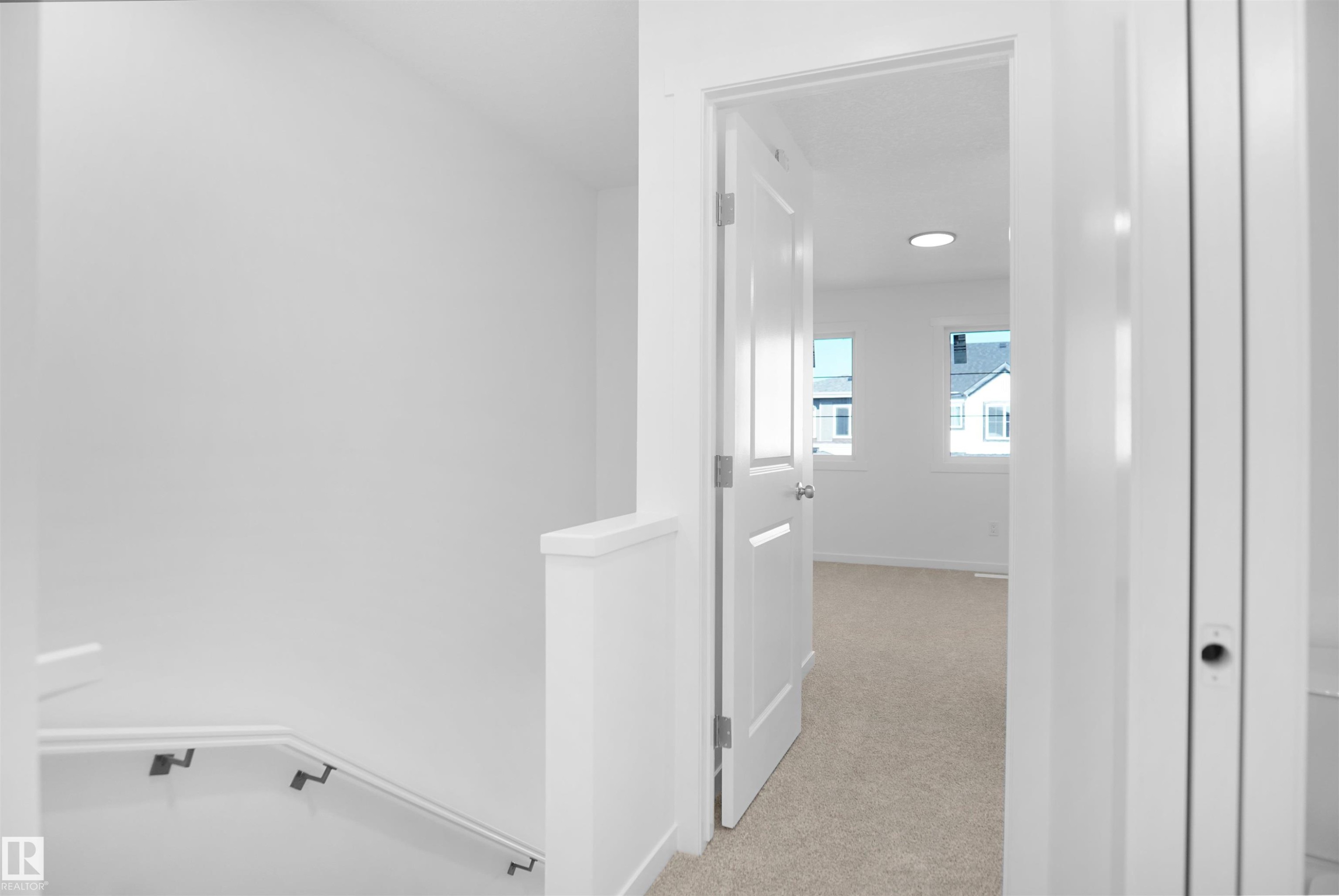 












2107 210 Street

,
Edmonton,




AB
T5S 0T1

