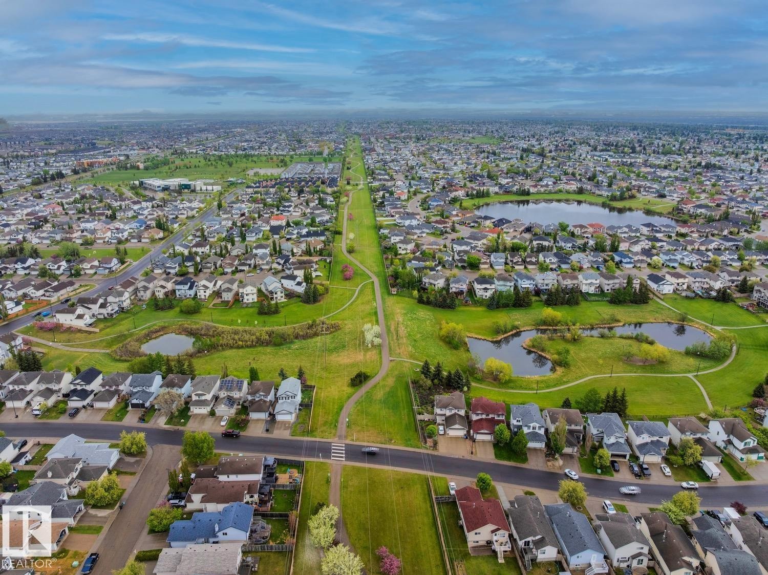 












446 16311 95 Street

,
Edmonton,




AB
T5Z 3Y5

