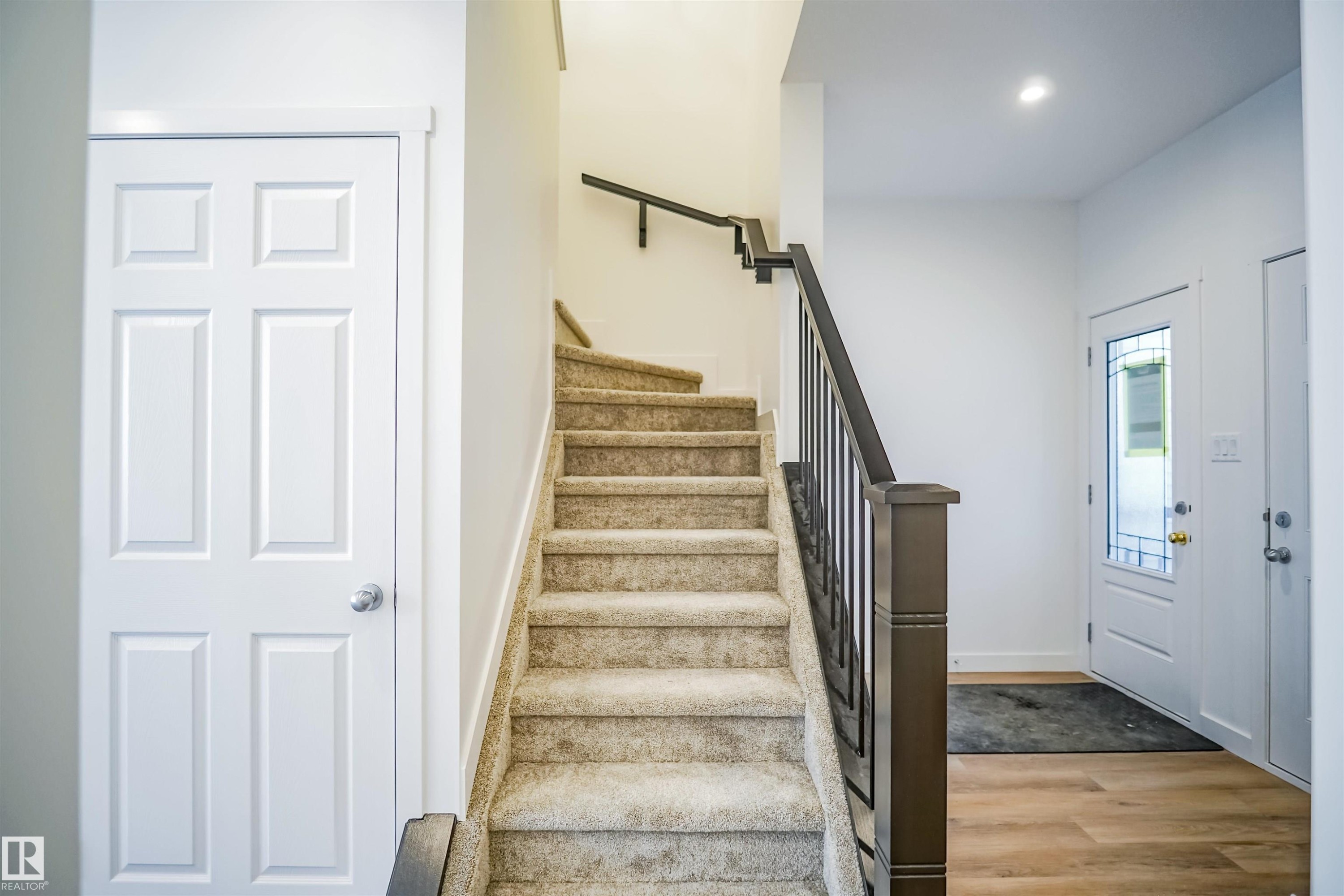 












183 Caledon Crescent

,
Spruce Grove,




AB
T7X 0Y6

