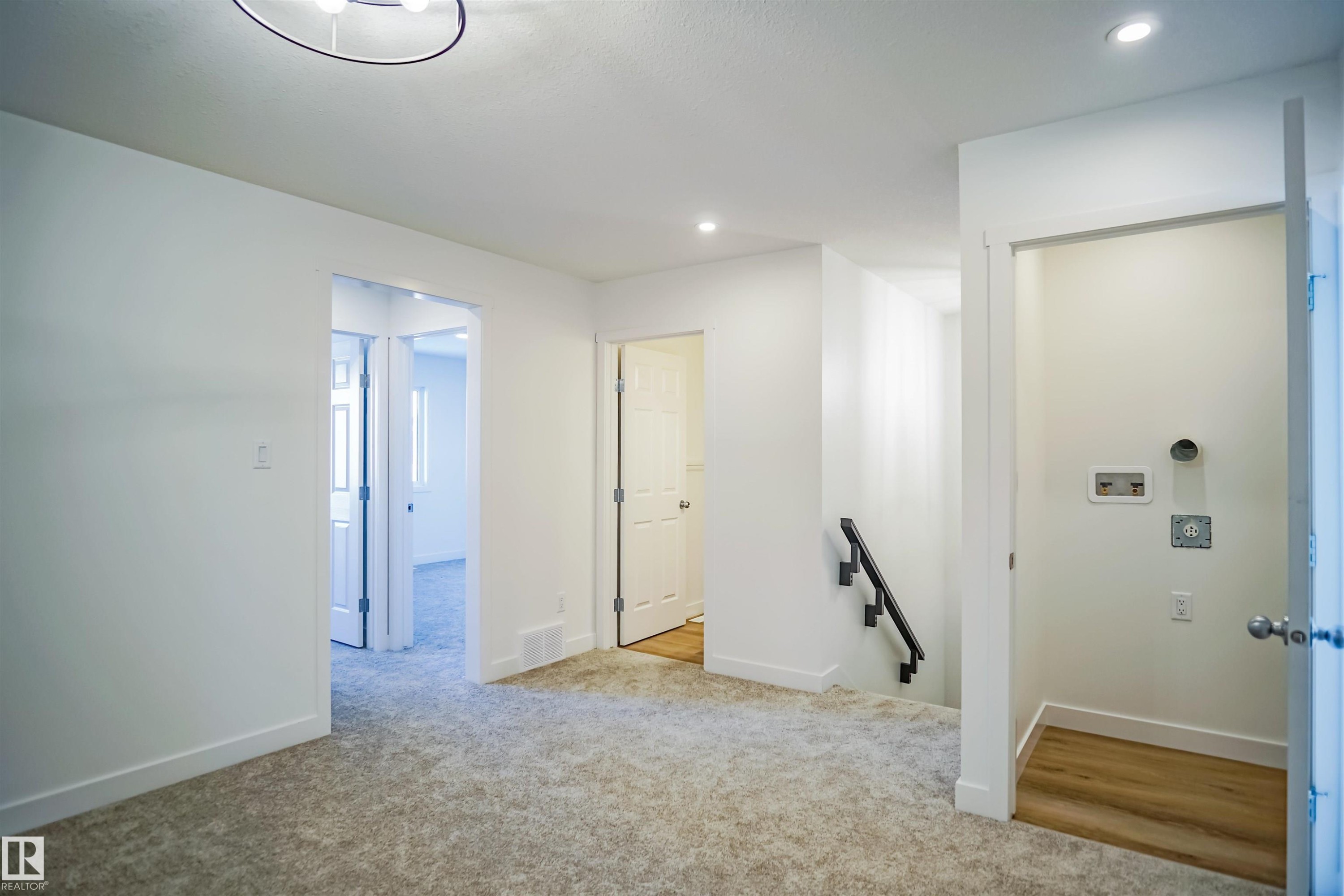 












183 Caledon Crescent

,
Spruce Grove,




AB
T7X 0Y6

