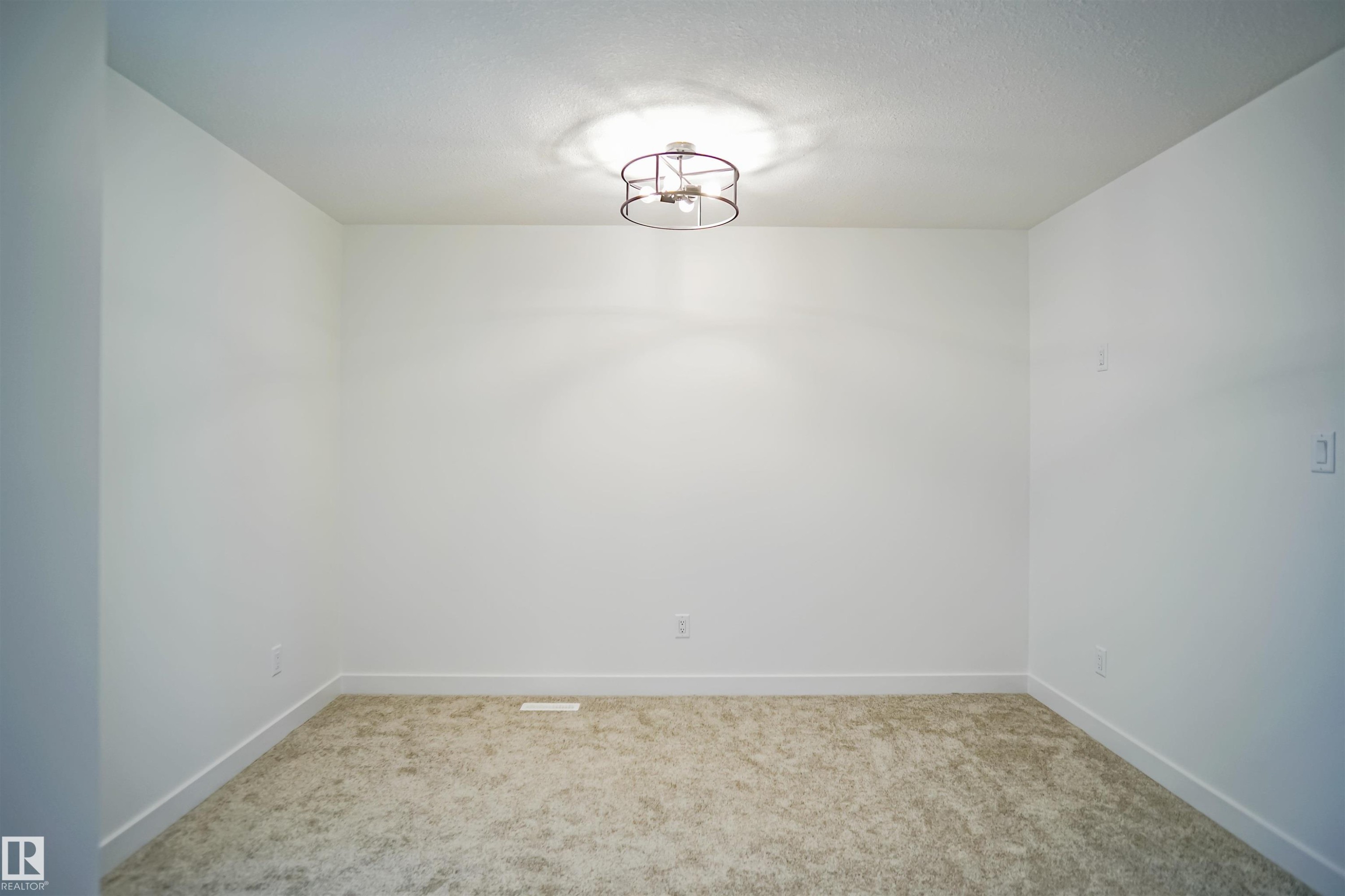 












183 Caledon Crescent

,
Spruce Grove,




AB
T7X 0Y6

