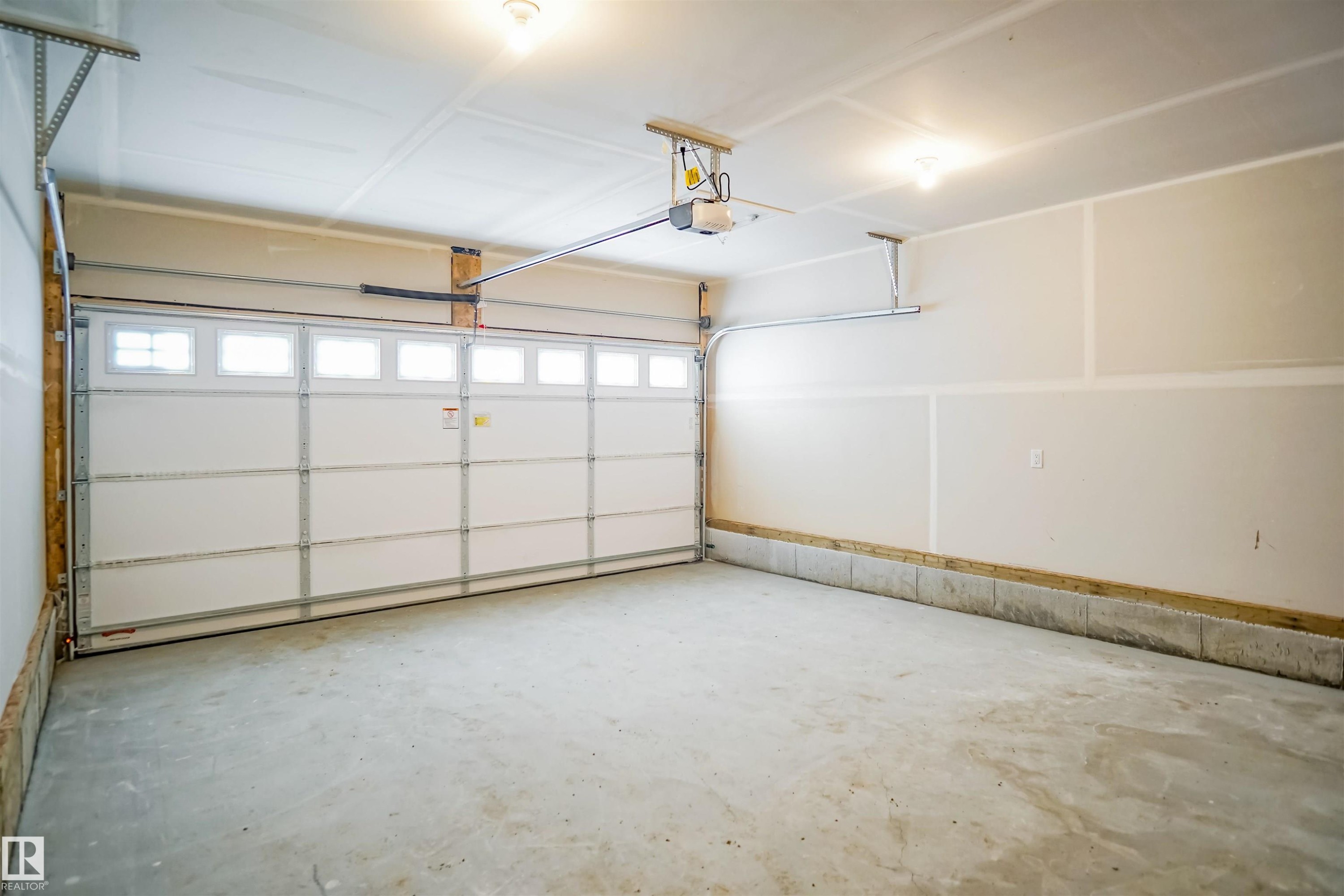 












183 Caledon Crescent

,
Spruce Grove,




AB
T7X 0Y6

