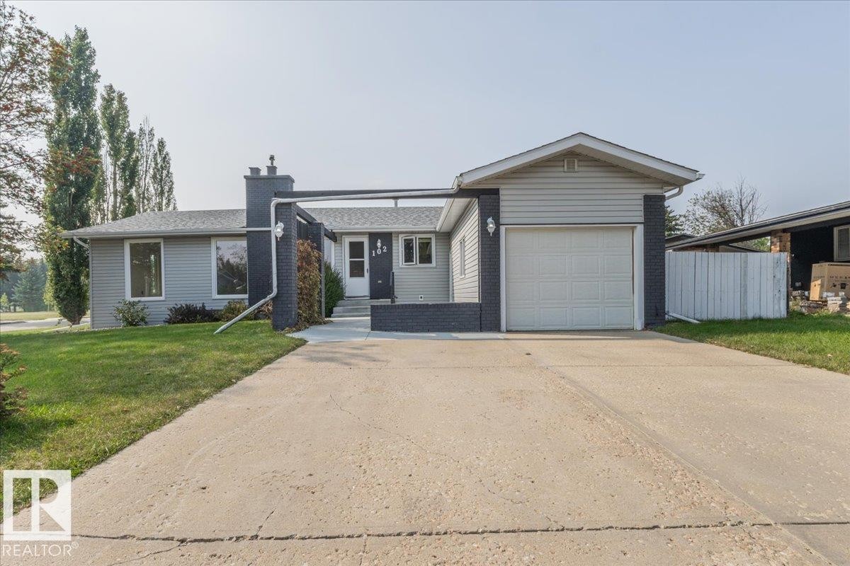 












102 Maple Crescent

,
Wetaskiwin,




AB
T9A 2E4


