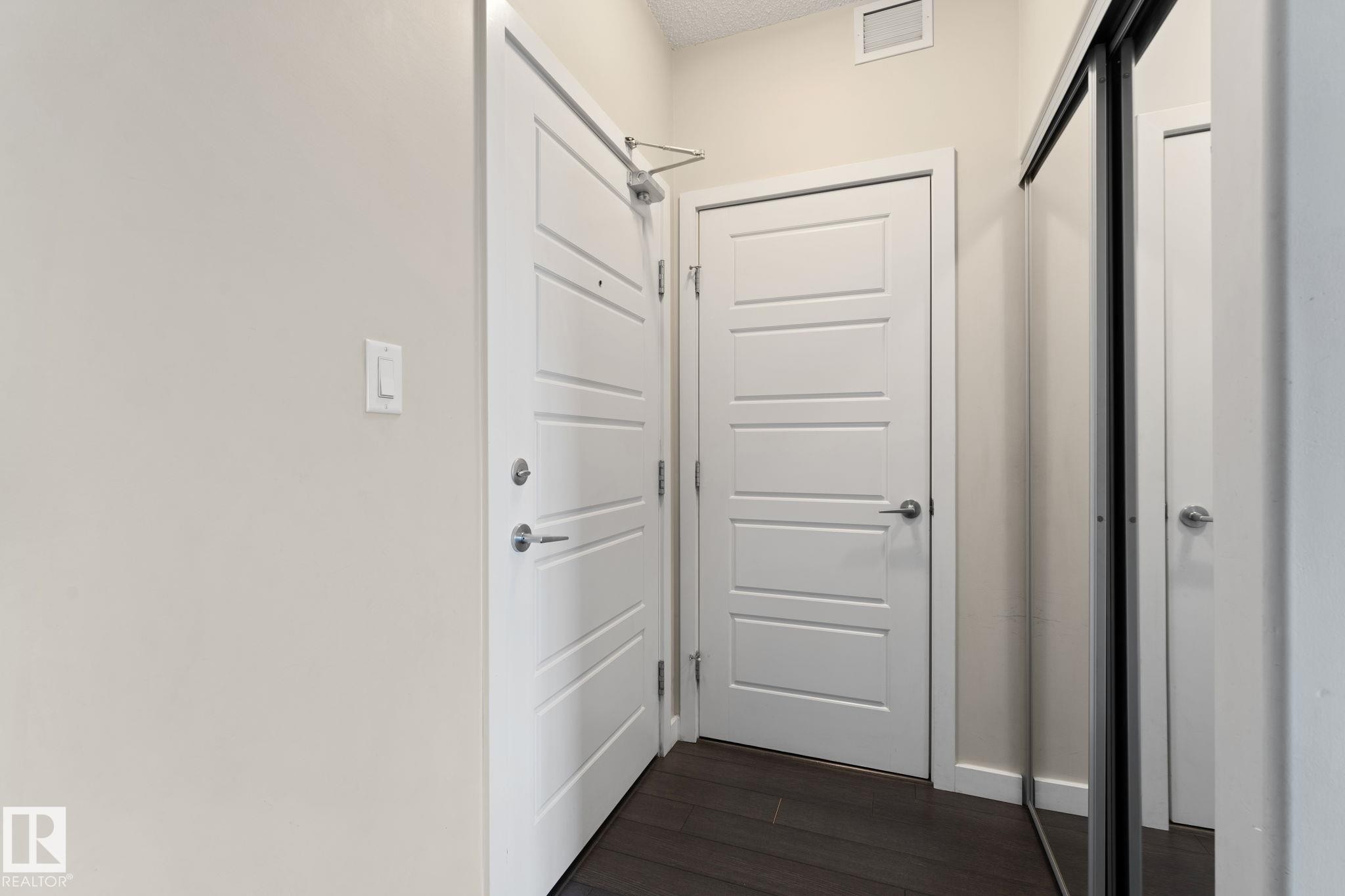 












414 507 ALBANY Way

,
Edmonton,




AB
T6V 0L9

