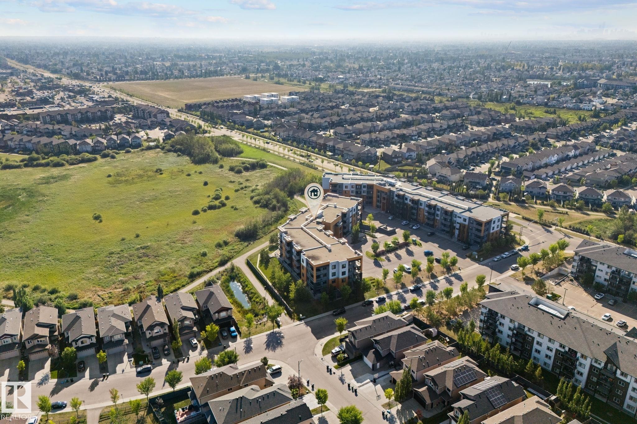 












414 507 ALBANY Way

,
Edmonton,




AB
T6V 0L9

