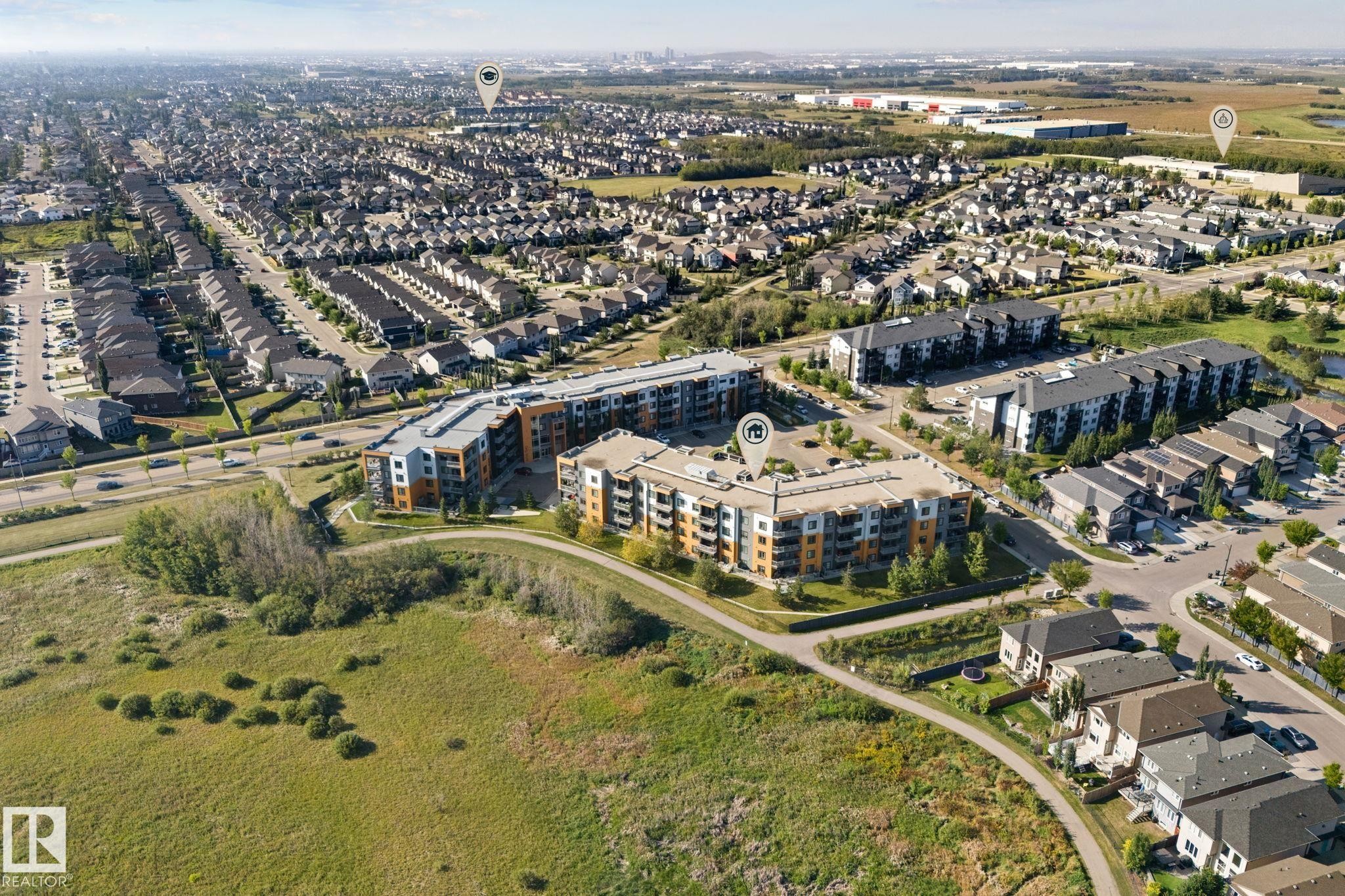 












414 507 ALBANY Way

,
Edmonton,




AB
T6V 0L9

