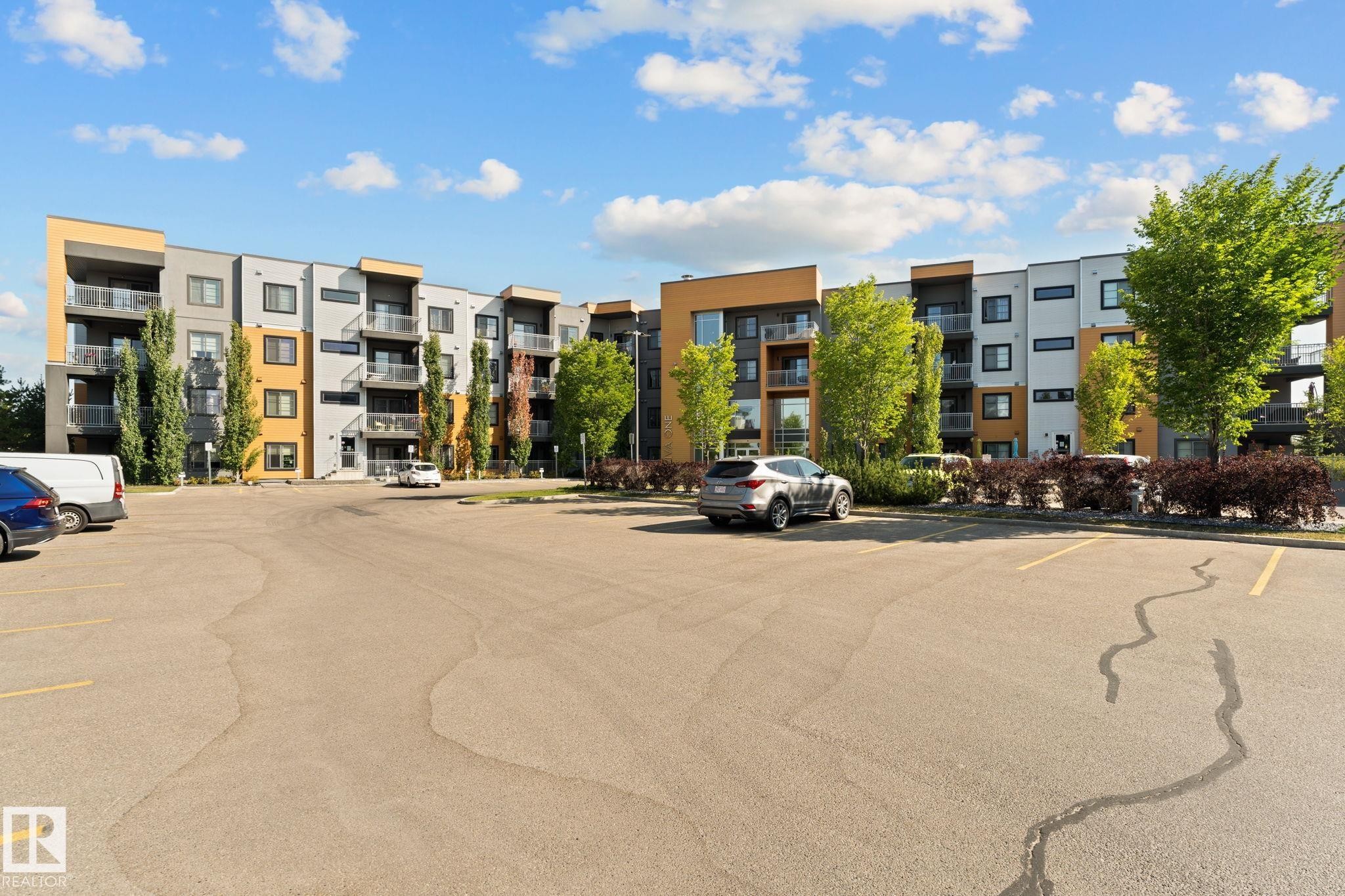 












414 507 ALBANY Way

,
Edmonton,




AB
T6V 0L9

