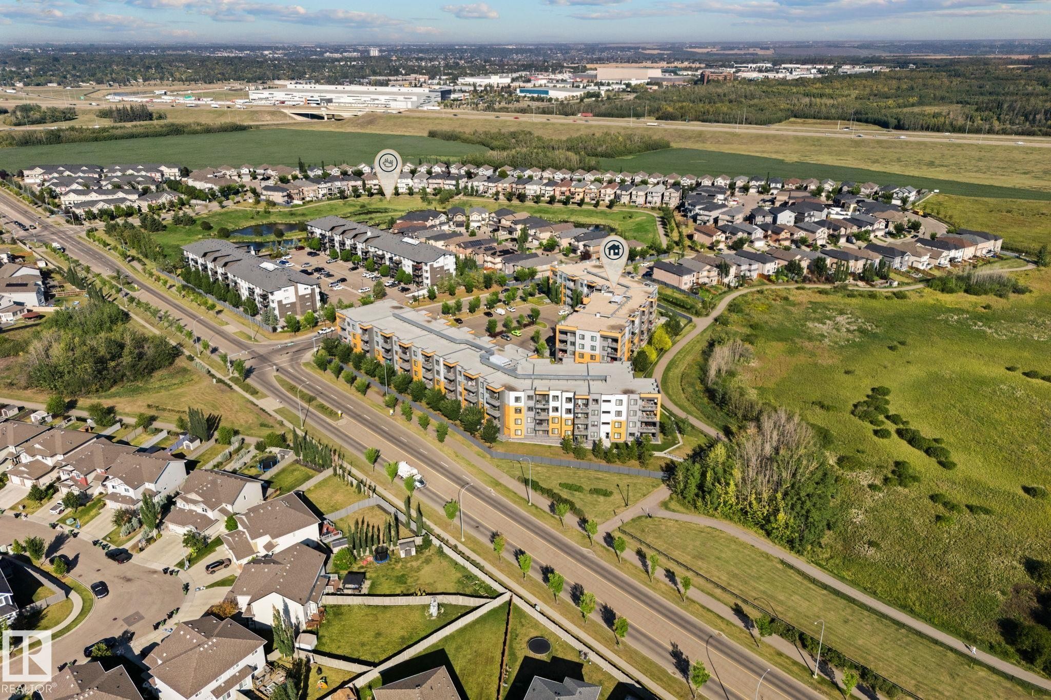 












414 507 ALBANY Way

,
Edmonton,




AB
T6V 0L9

