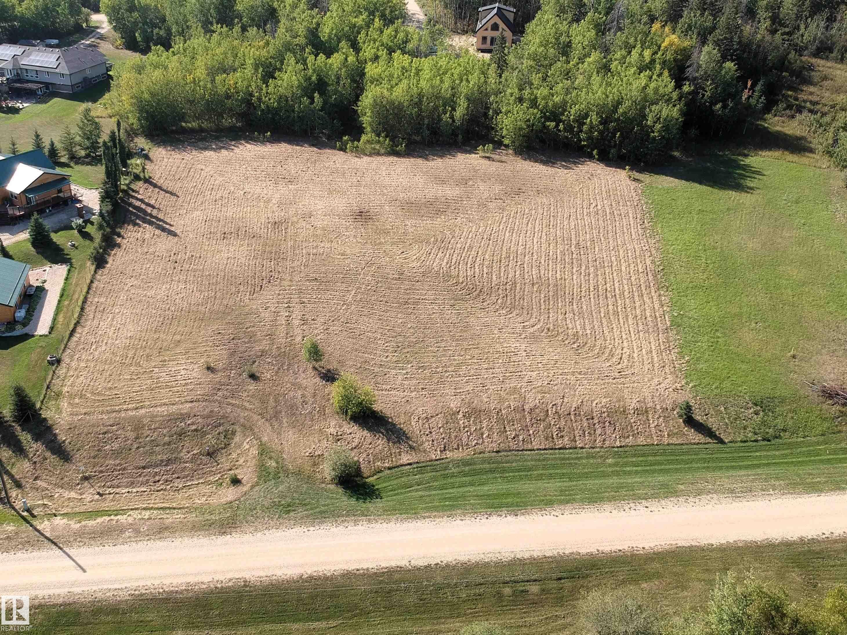 












7 56110 RGE ROAD 13

,
Rural Lac Ste. Anne County,







AB
T0E 1V0

