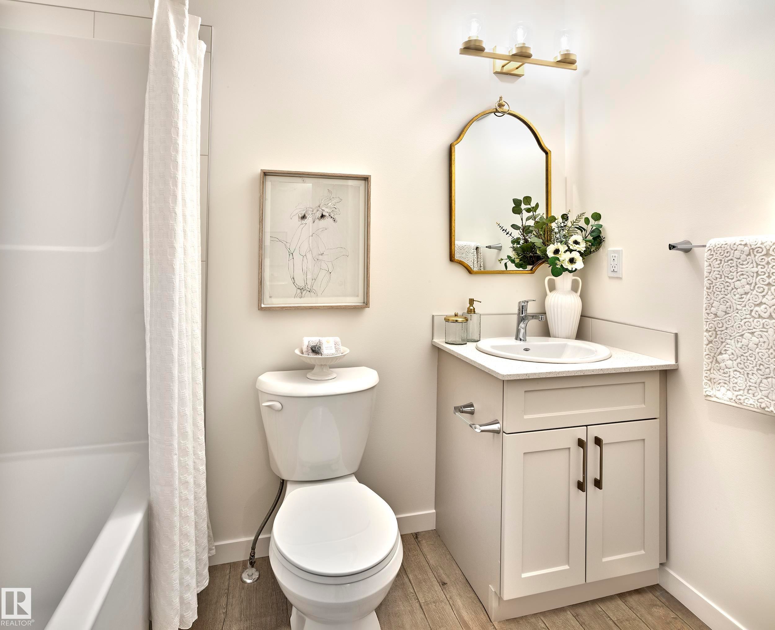 












37 1025 SECORD Promenade

,
Edmonton,




AB
T5T 4A4

