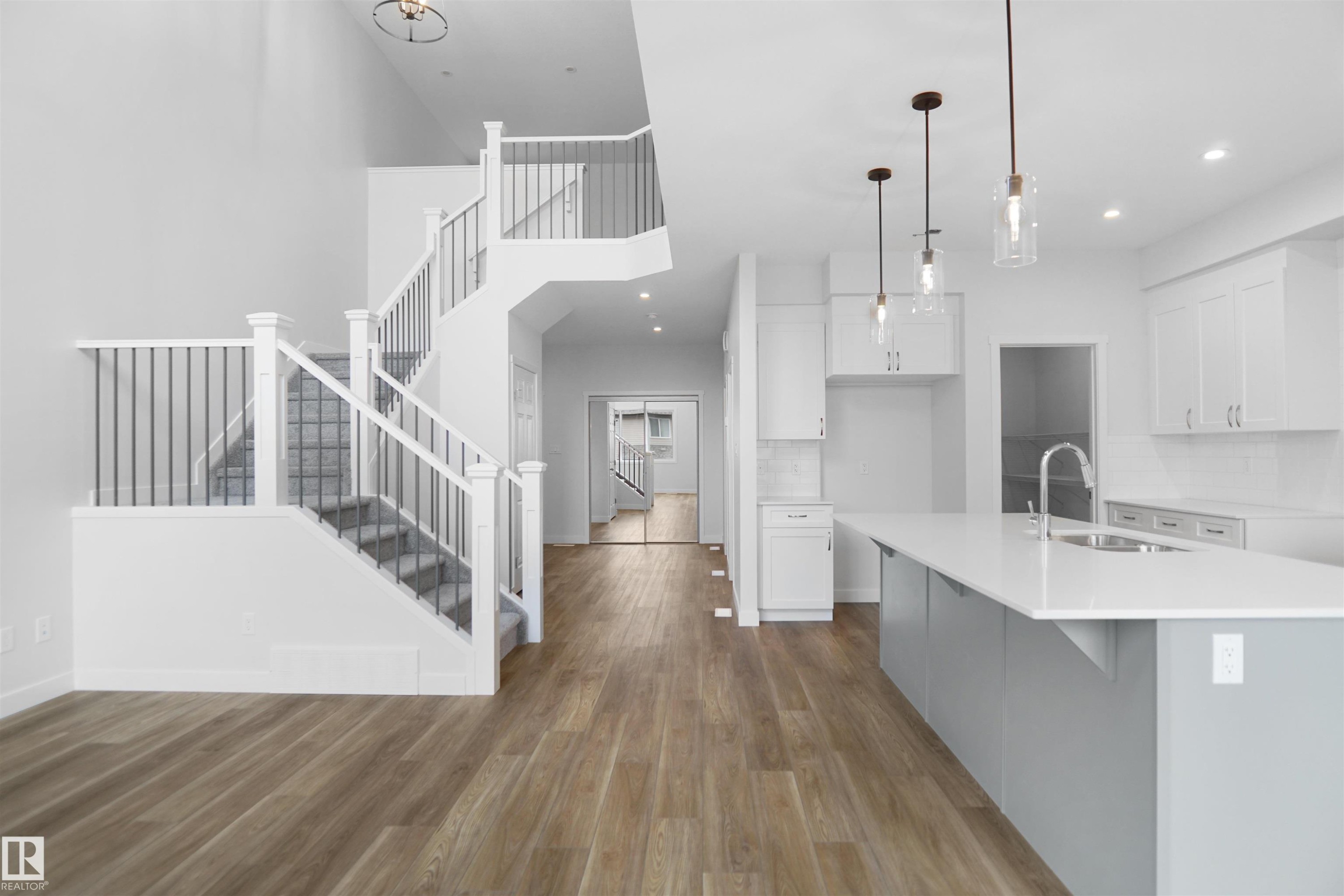 












133 SUNLAND Way

,
Sherwood Park,




AB
T8H 2Y7

