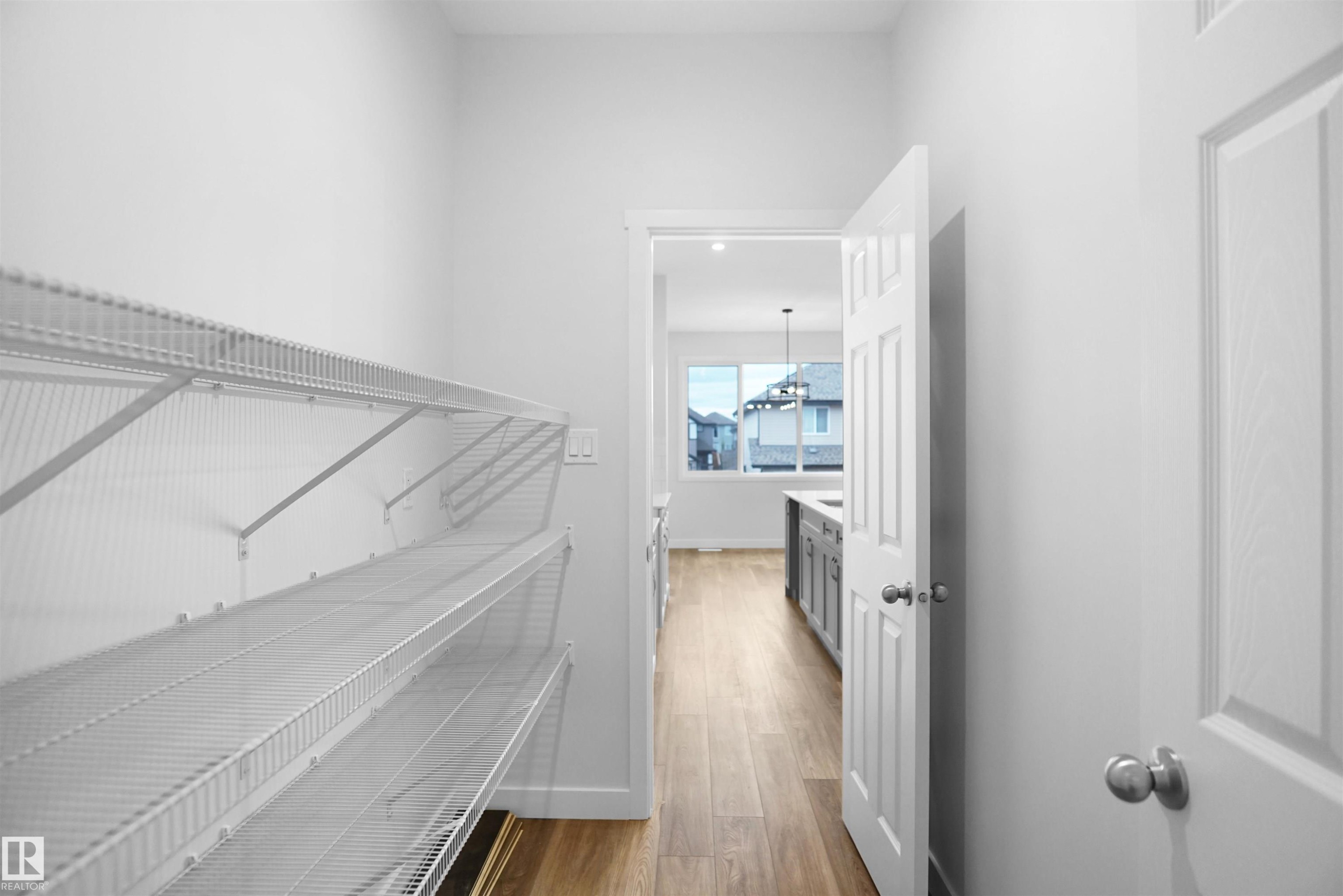 












133 SUNLAND Way

,
Sherwood Park,




AB
T8H 2Y7

