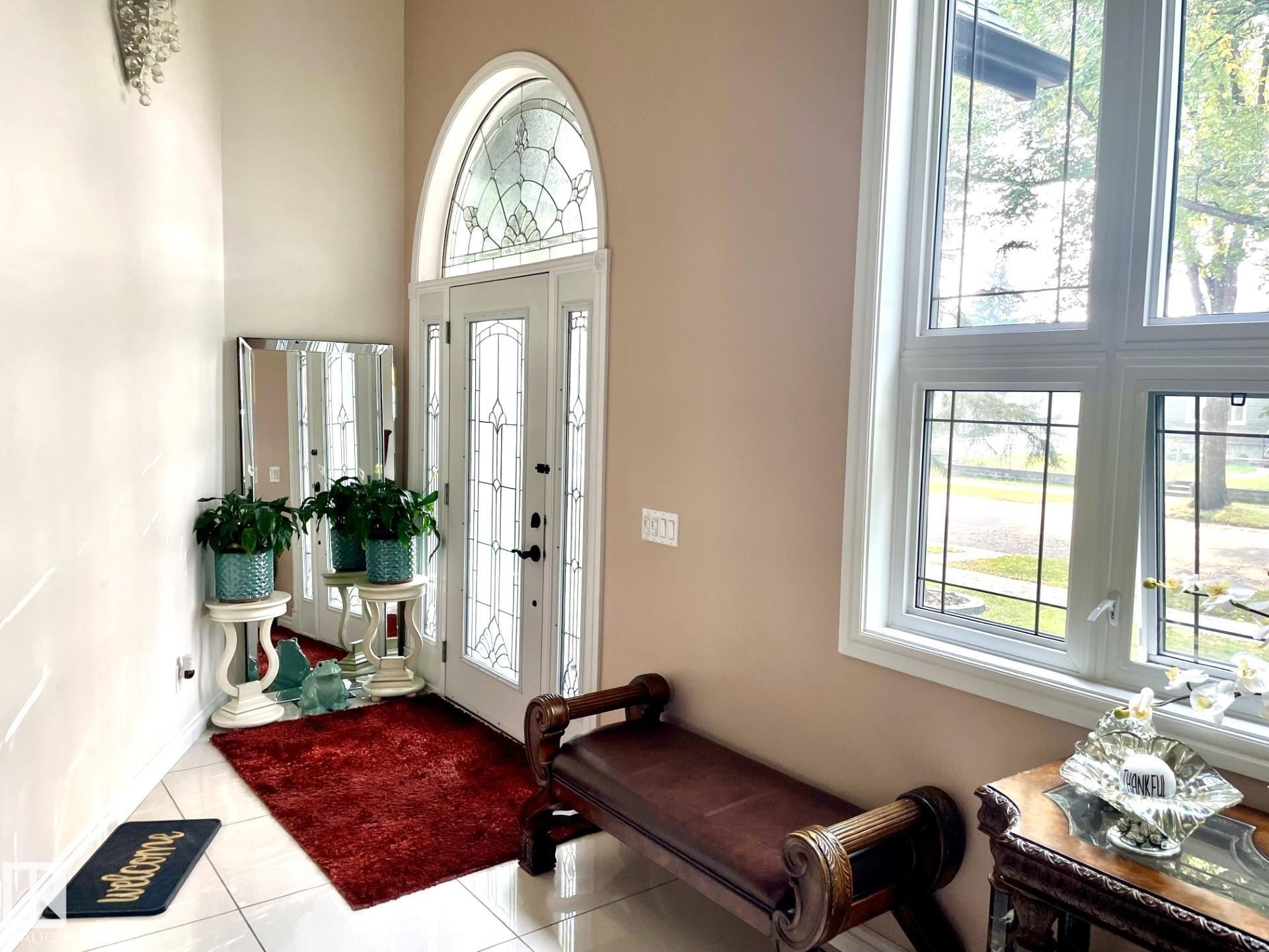 












9720 65 Avenue

,
Edmonton,




AB
T6E 0K6

