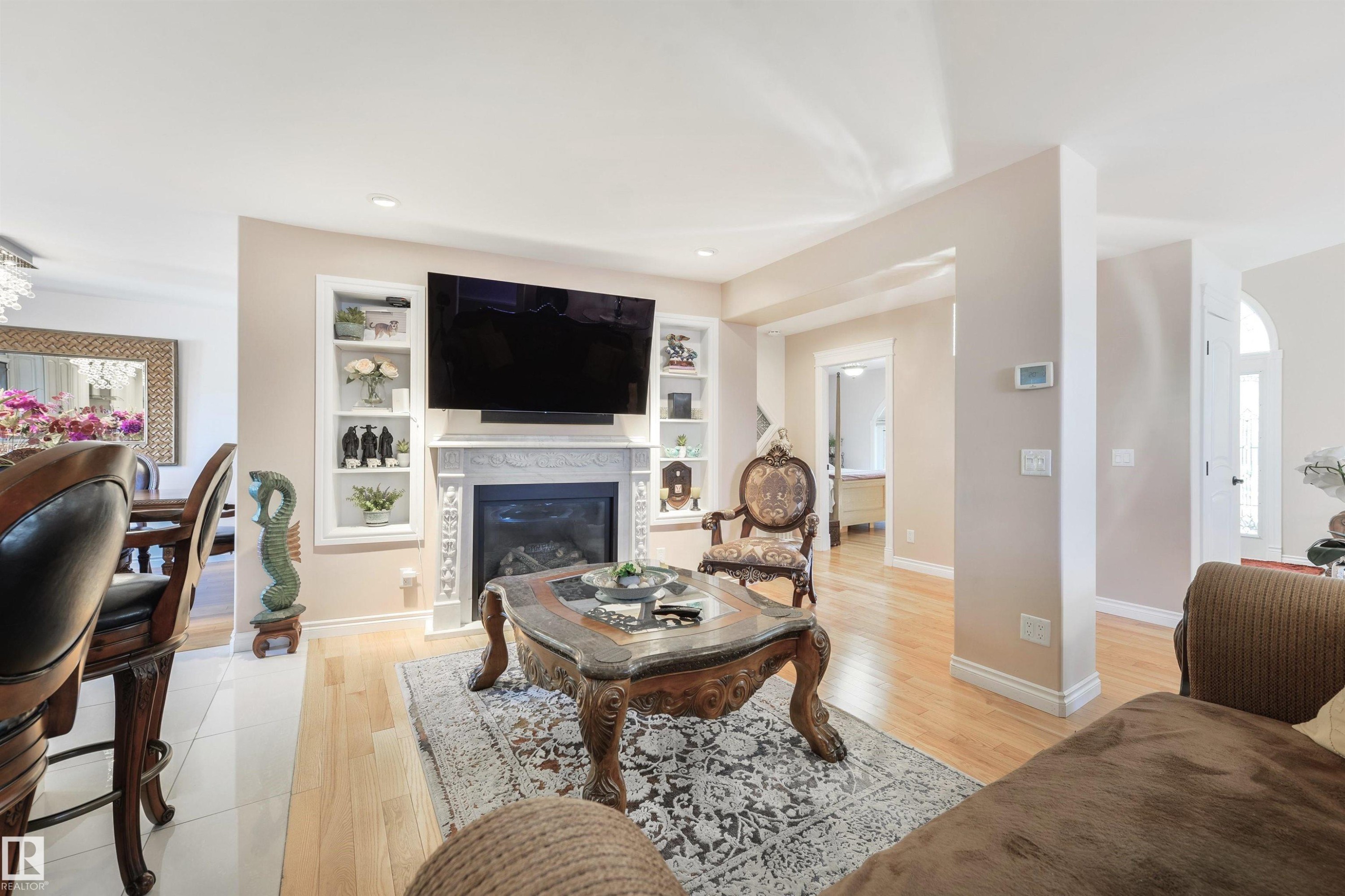 












9720 65 Avenue

,
Edmonton,




AB
T6E 0K6

