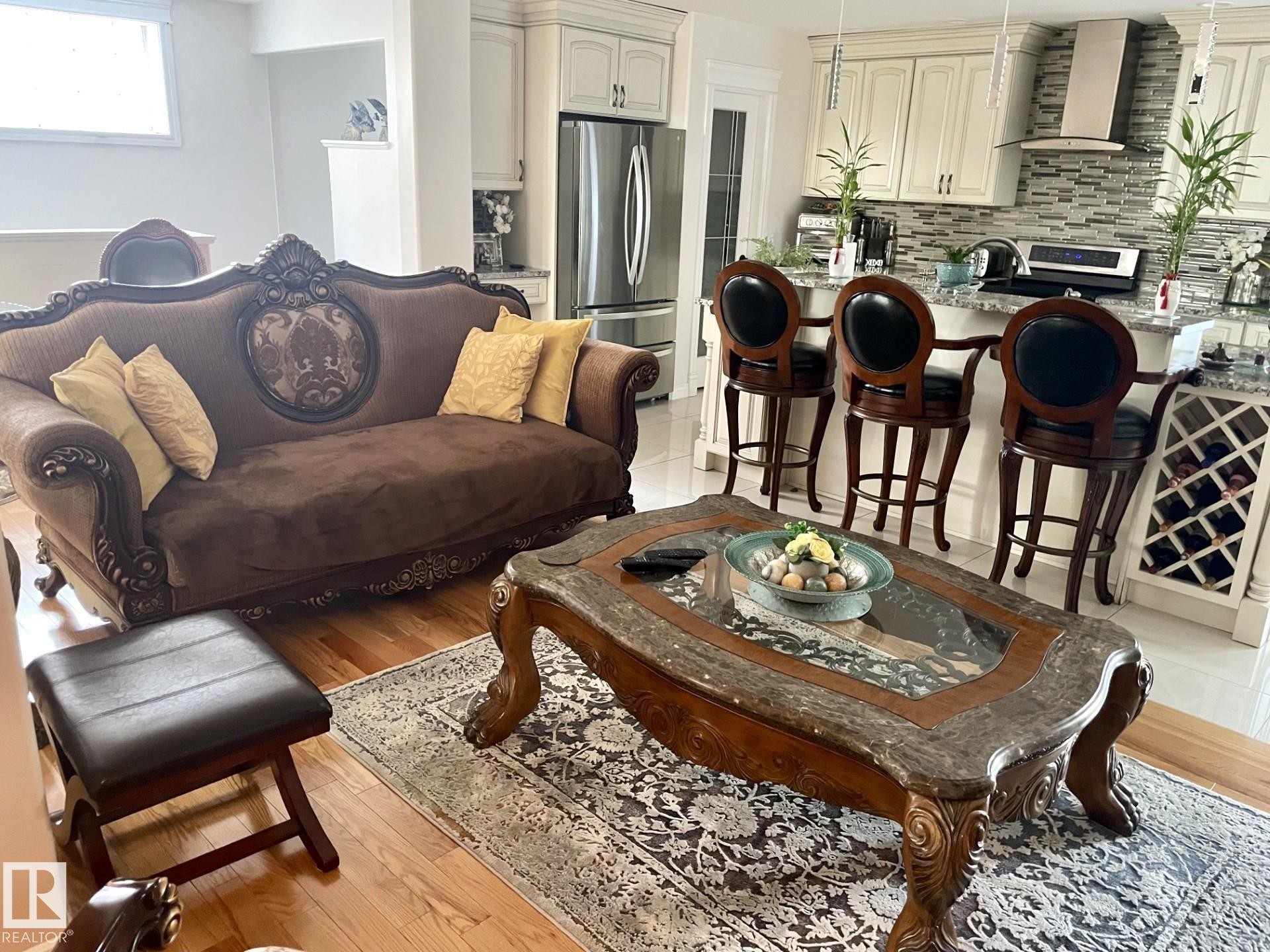 












9720 65 Avenue

,
Edmonton,




AB
T6E 0K6

