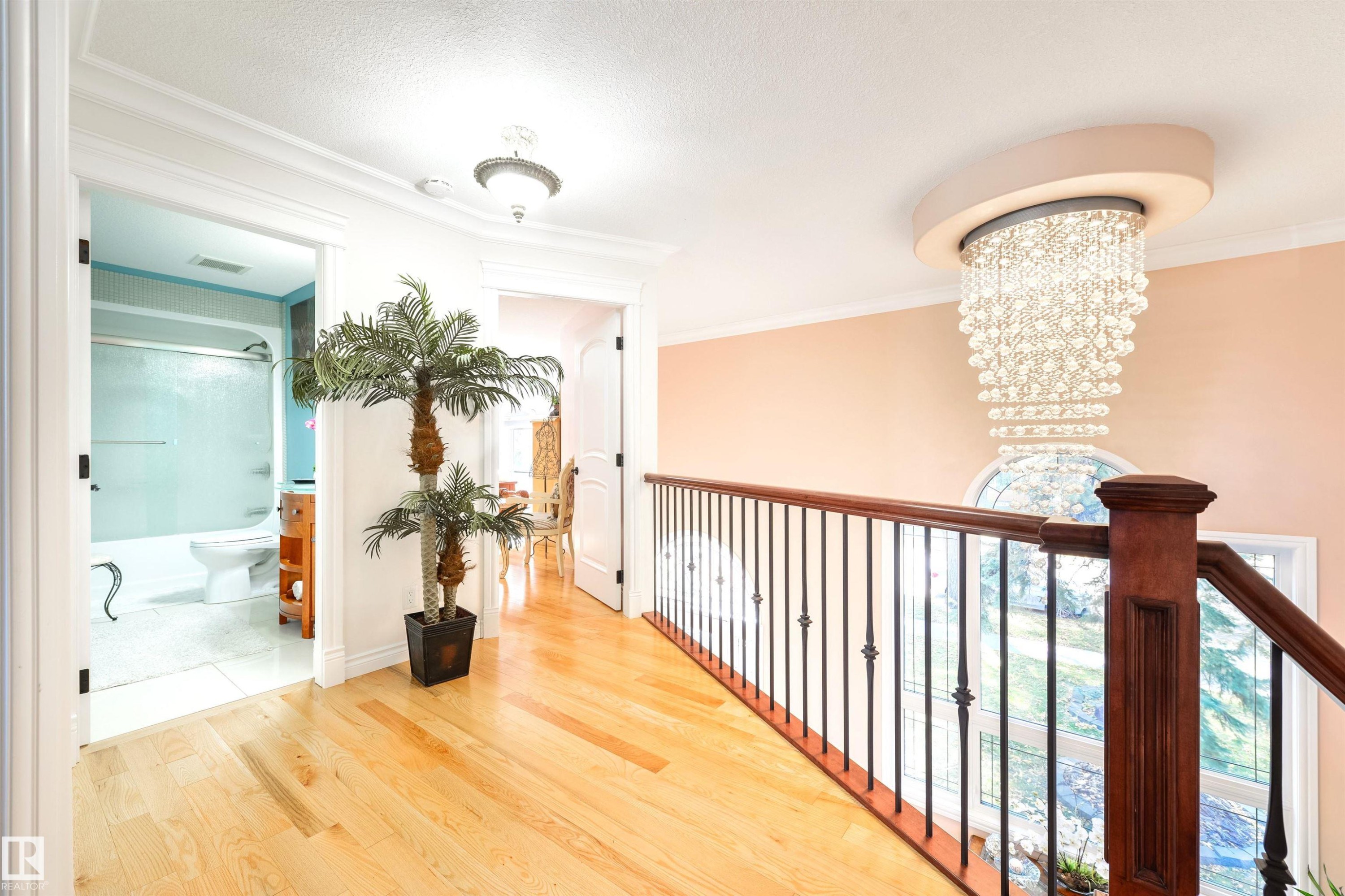 












9720 65 Avenue

,
Edmonton,




AB
T6E 0K6

