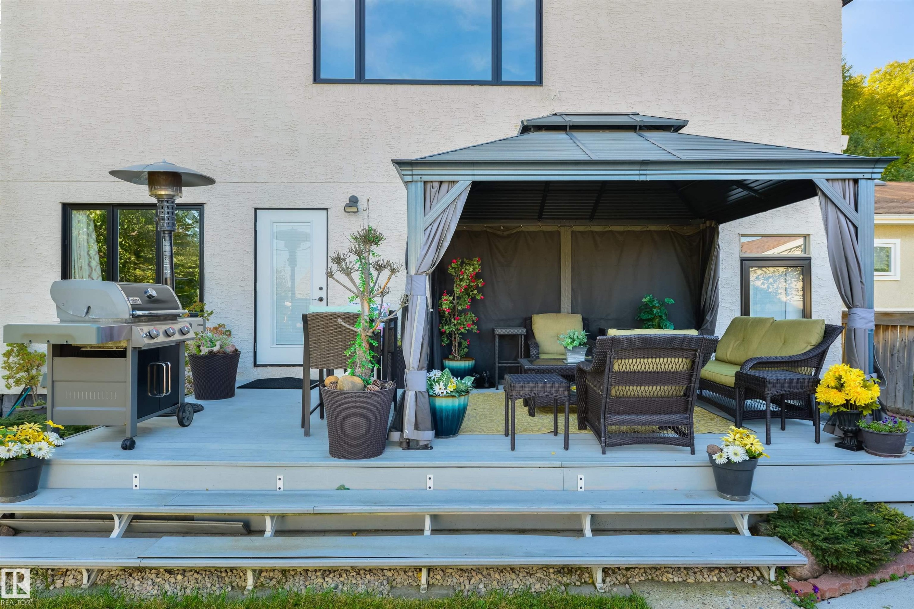 












9720 65 Avenue

,
Edmonton,




AB
T6E 0K6

