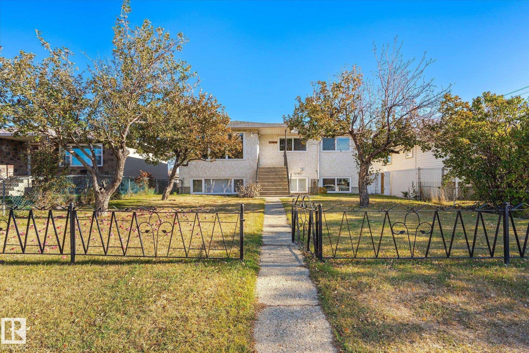 












12707 92 Street

,
Edmonton,




AB
T5E 3R3

