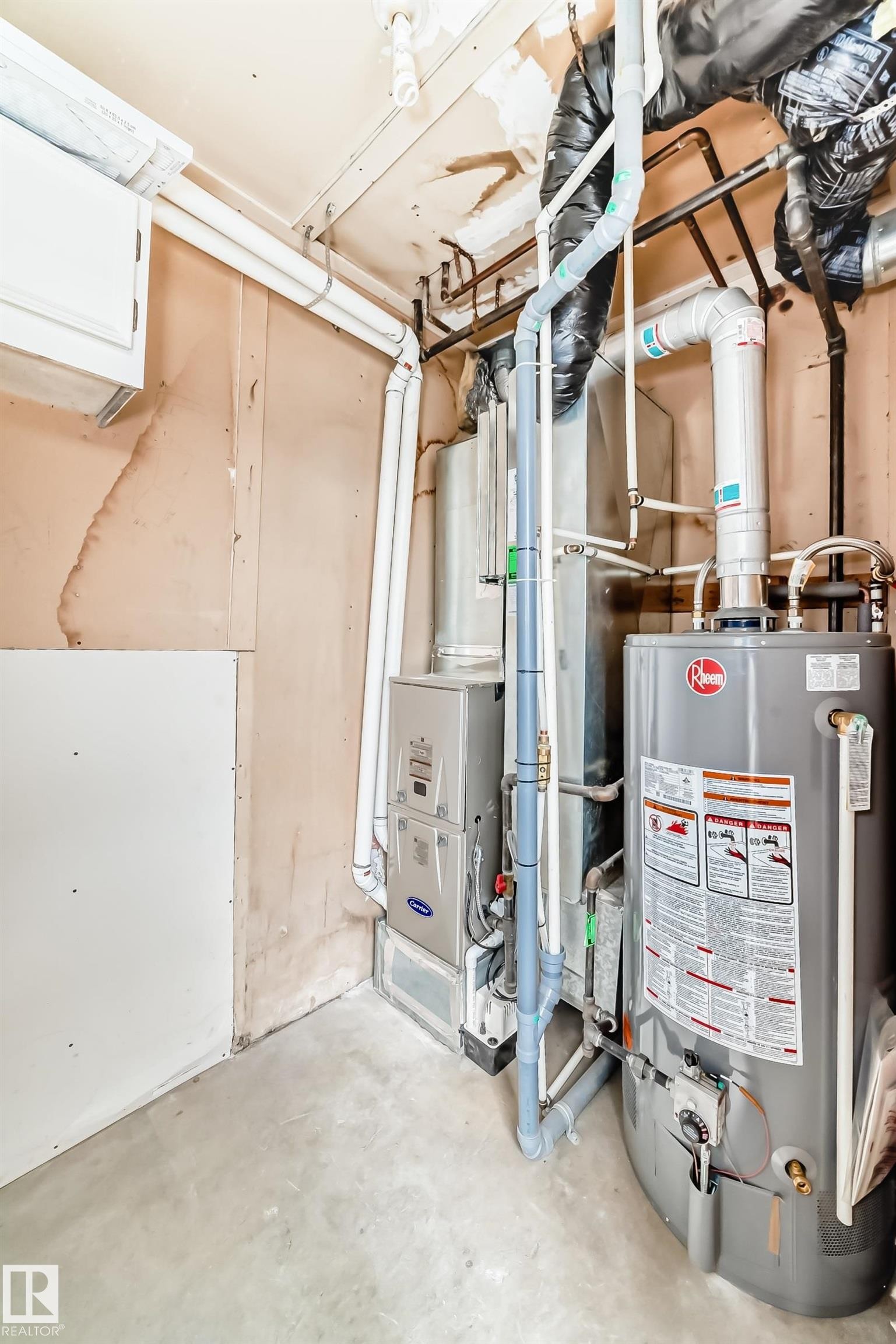 












1126 SADDLEBACK Road

,
Edmonton,




AB
T6J 4Z4

